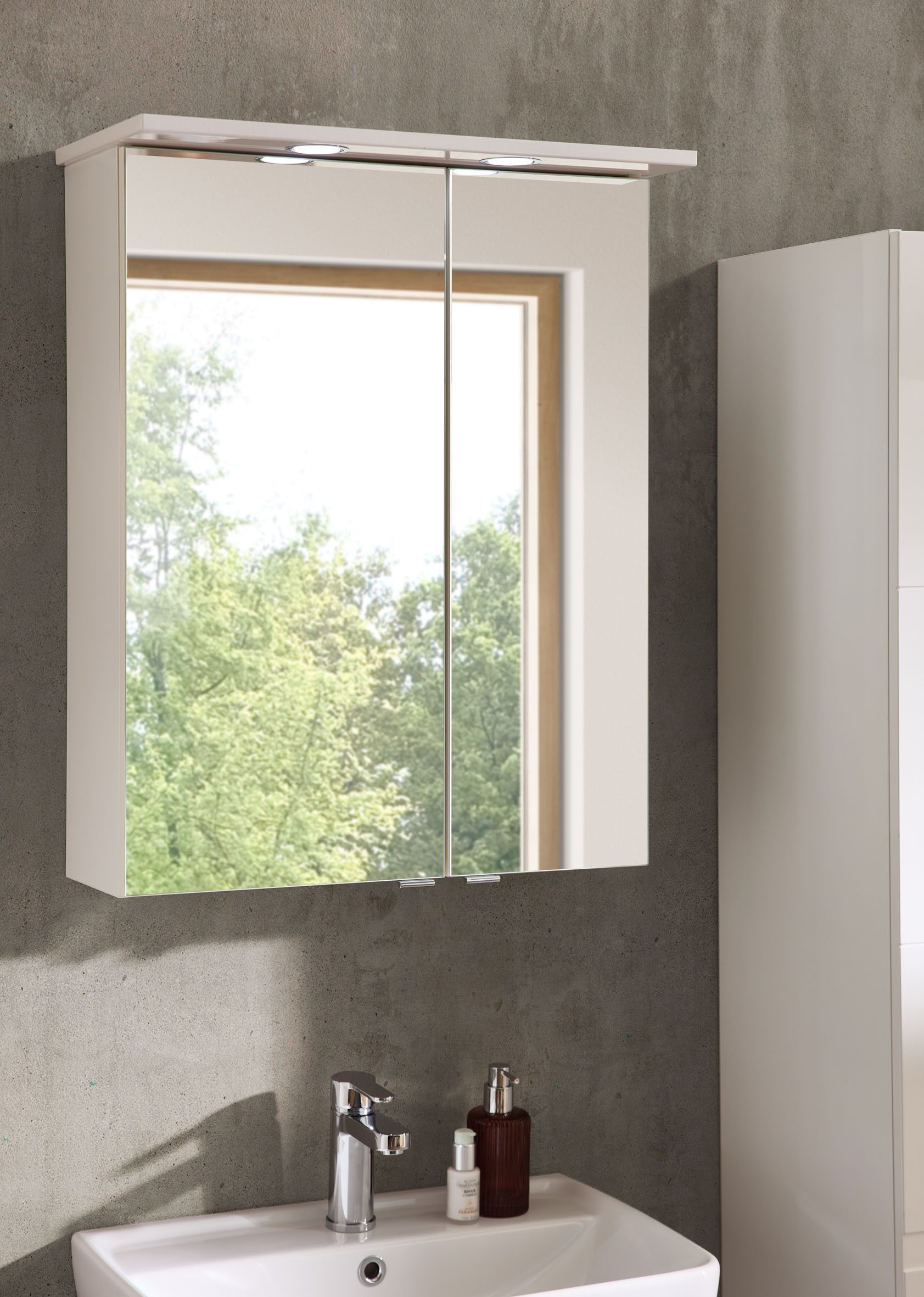Saphir Spiegelschrank mit 2 LED-Leuchten