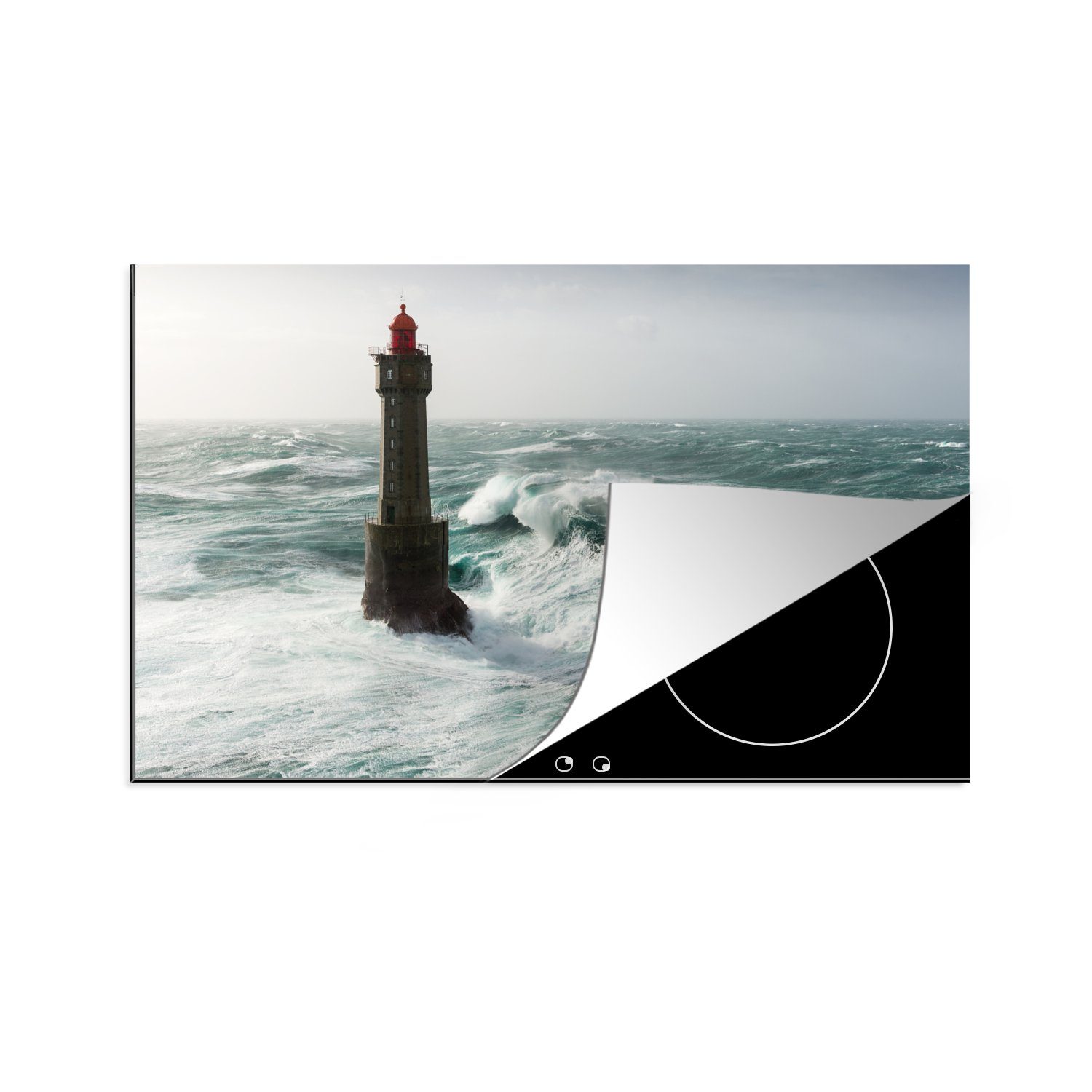 MuchoWow Herdblende-/Abdeckplatte Eine Welle hinter dem Leuchtturm von La Jument in Frankreich, Vinyl, (1 tlg), 83x51 cm, Ceranfeldabdeckung, Arbeitsplatte für küche