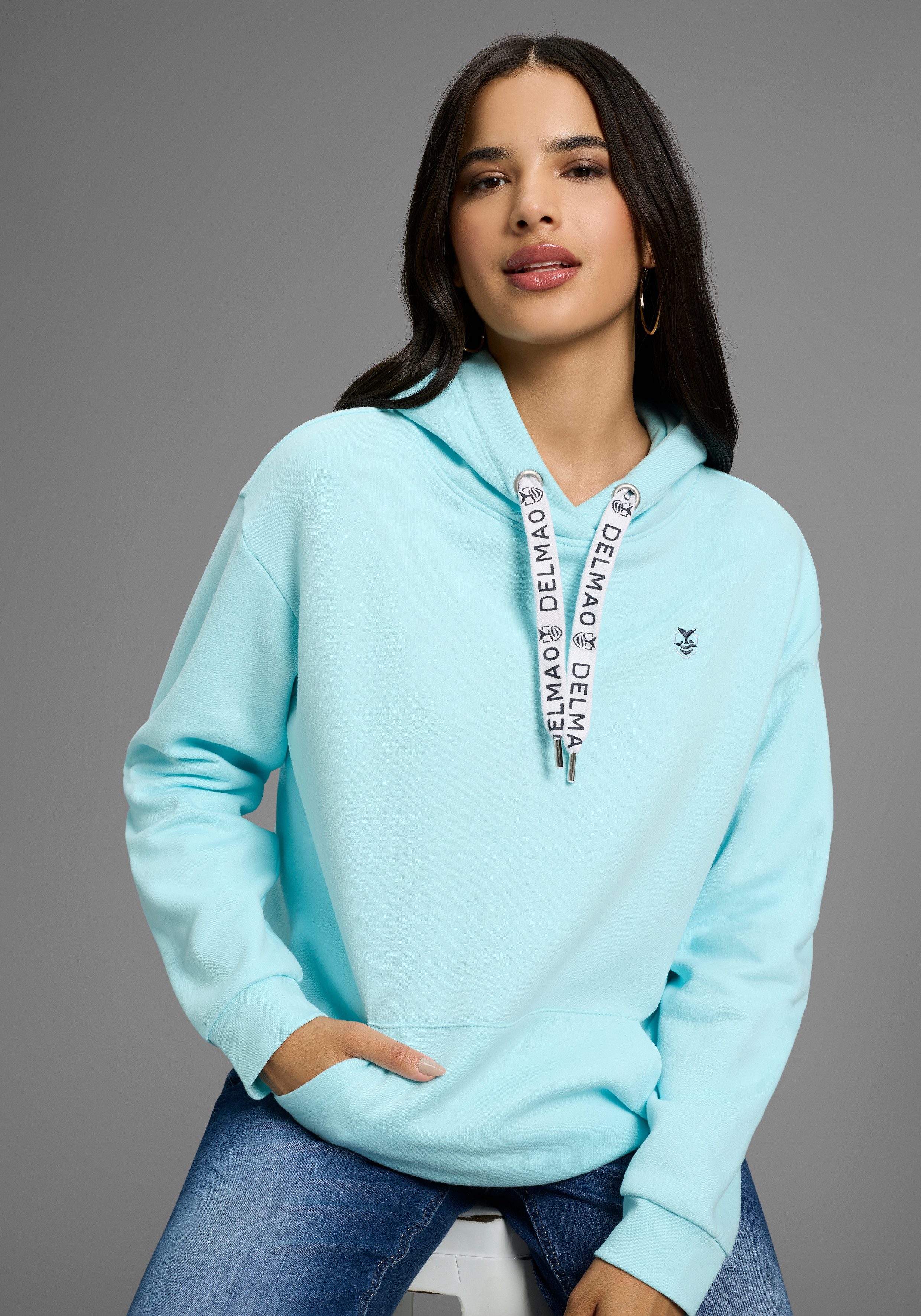 DELMAO Kapuzensweatshirt Weiche Baumwollmischung mit Kängurutasche günstig online kaufen