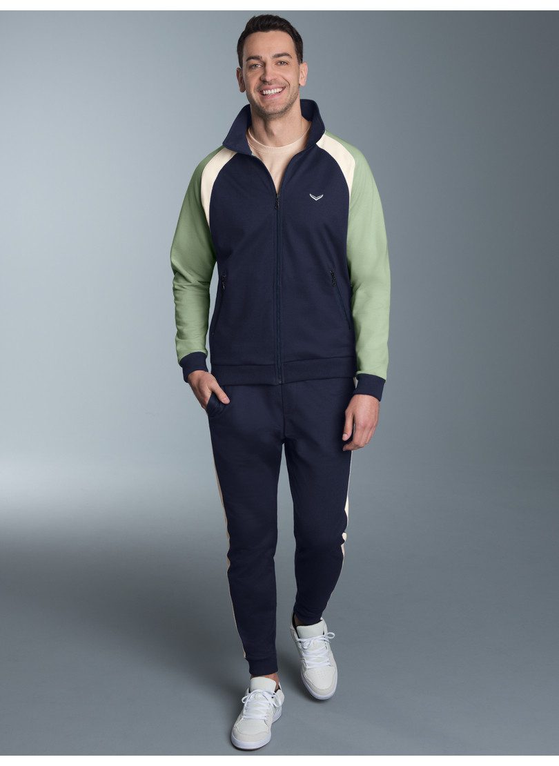 Trigema Freizeitanzug TRIGEMA Jogginganzug in dreifarbigem Design (1-tlg)