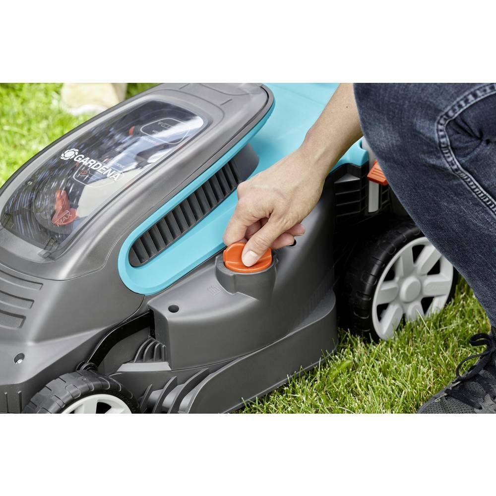 GARDENA Akkurasenmäher Akku-Rasenmäher, ohne Akku, mit Schnitthöhenverstellung, mit Rasenkamm