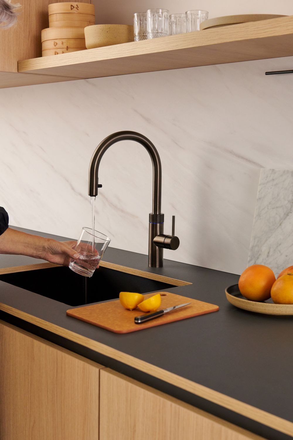 QUOOKER Küchenarmatur Flex Round Set PRO3 Reservoir & CUBE Gunmetal FXRGME PRO3 CUBE2 *inkl. 7 JAHRE GARANTIE* – Bild 3 von 5