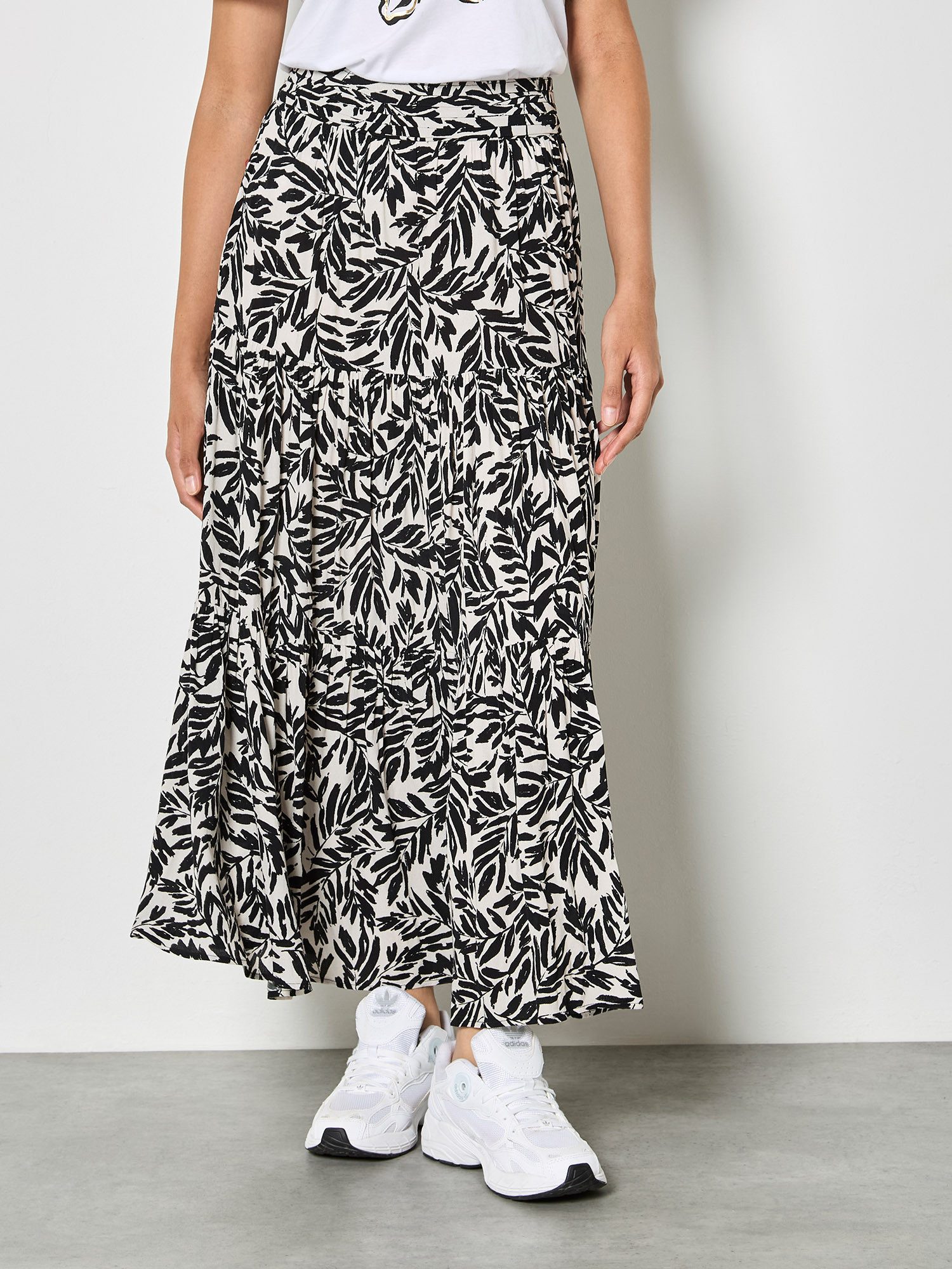 Apricot Midirock Midi-Rock mit Blattprint und Stufen