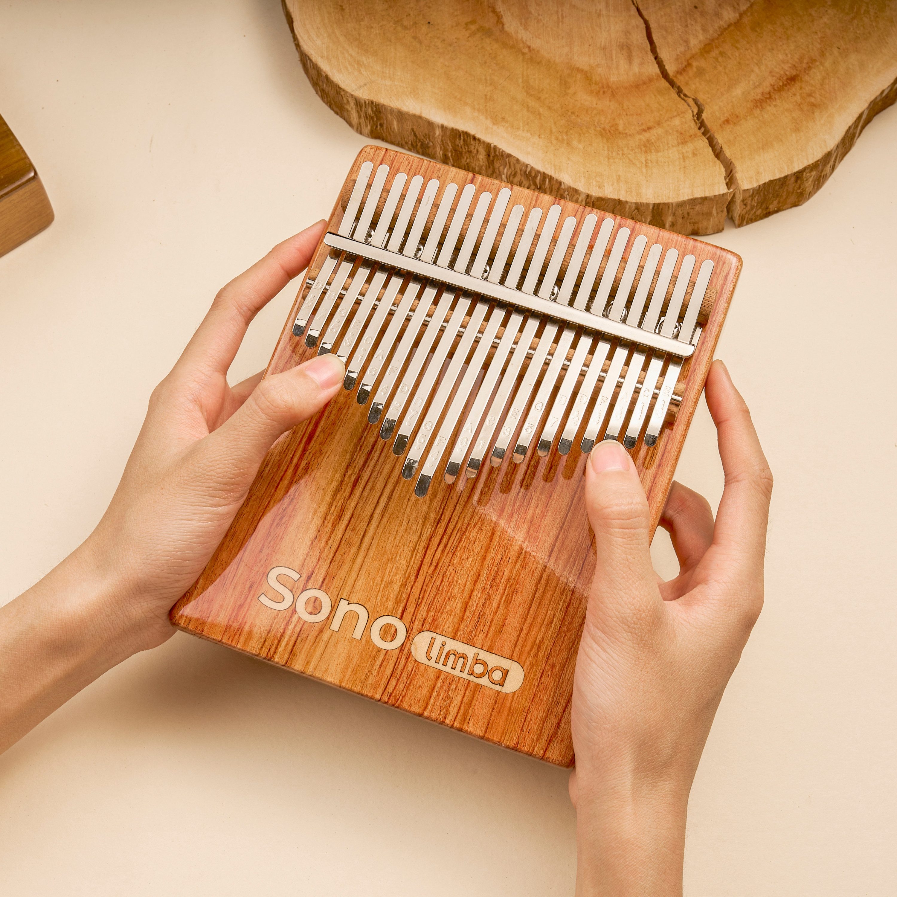 Sonodrum Kalimba "Sonolimba" aus Akazienholz im Set, C-Dur, 17 o. 21 Tasten