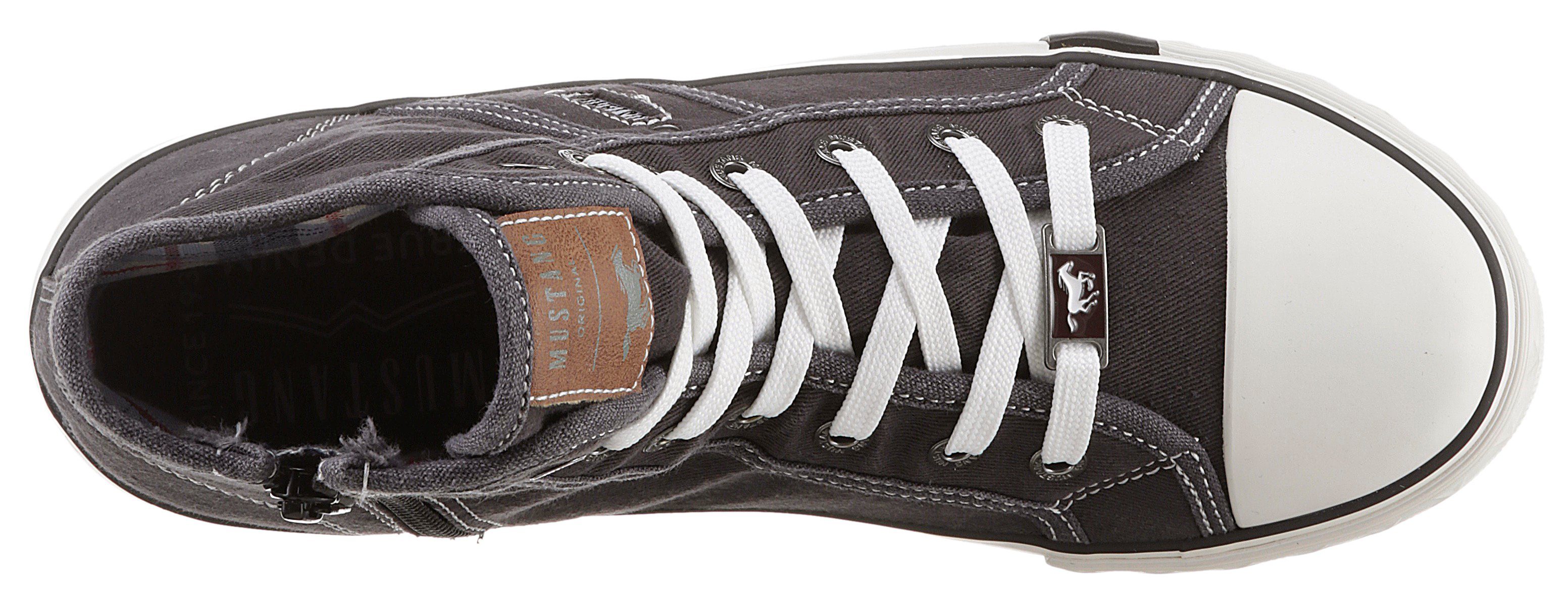 Mustang Shoes Sneaker, High Top-Sneaker, Schnürschuh mit Label in der Laufsohle