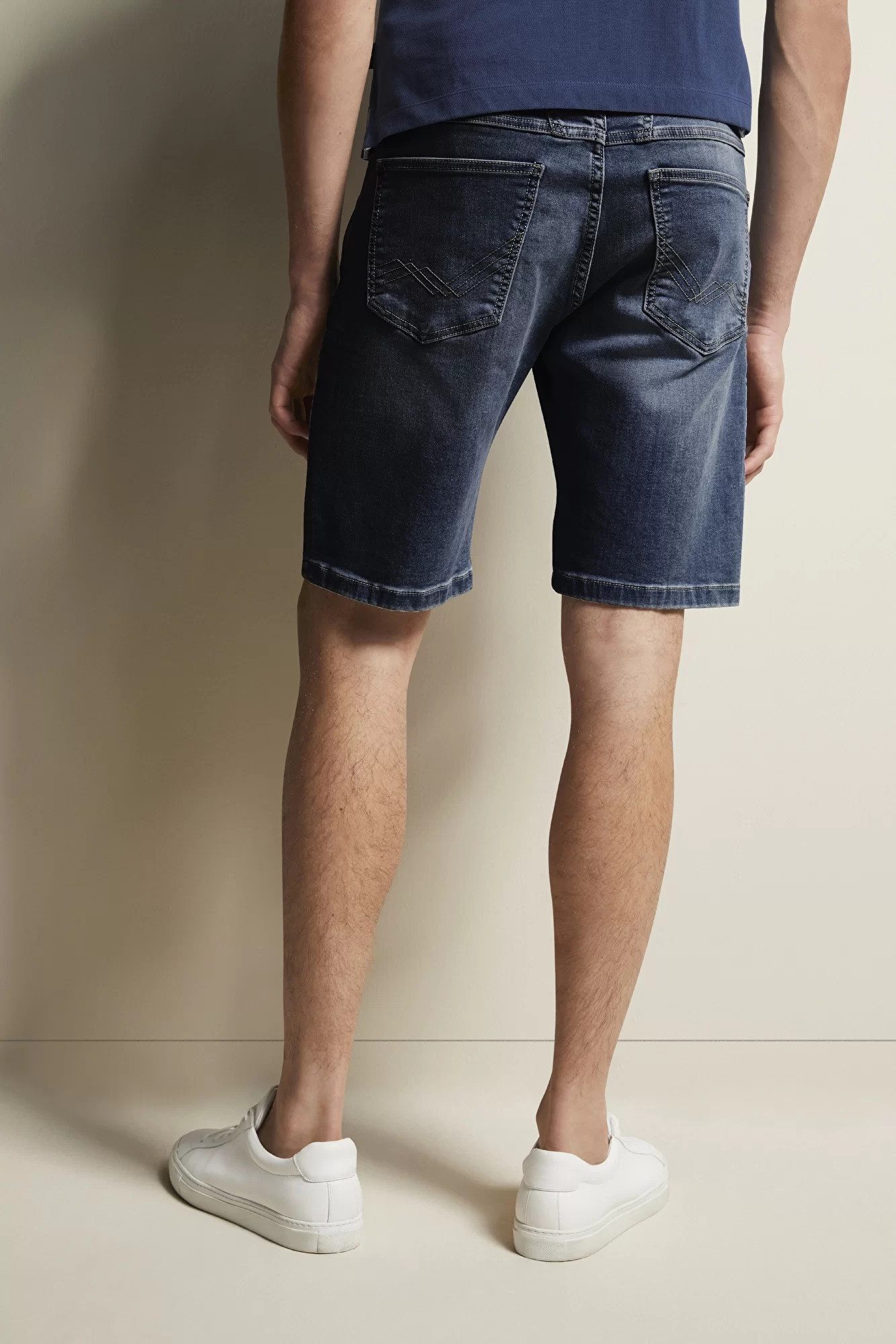bugatti Jeansshorts 3138D-56693 Stretch Denim günstig online kaufen