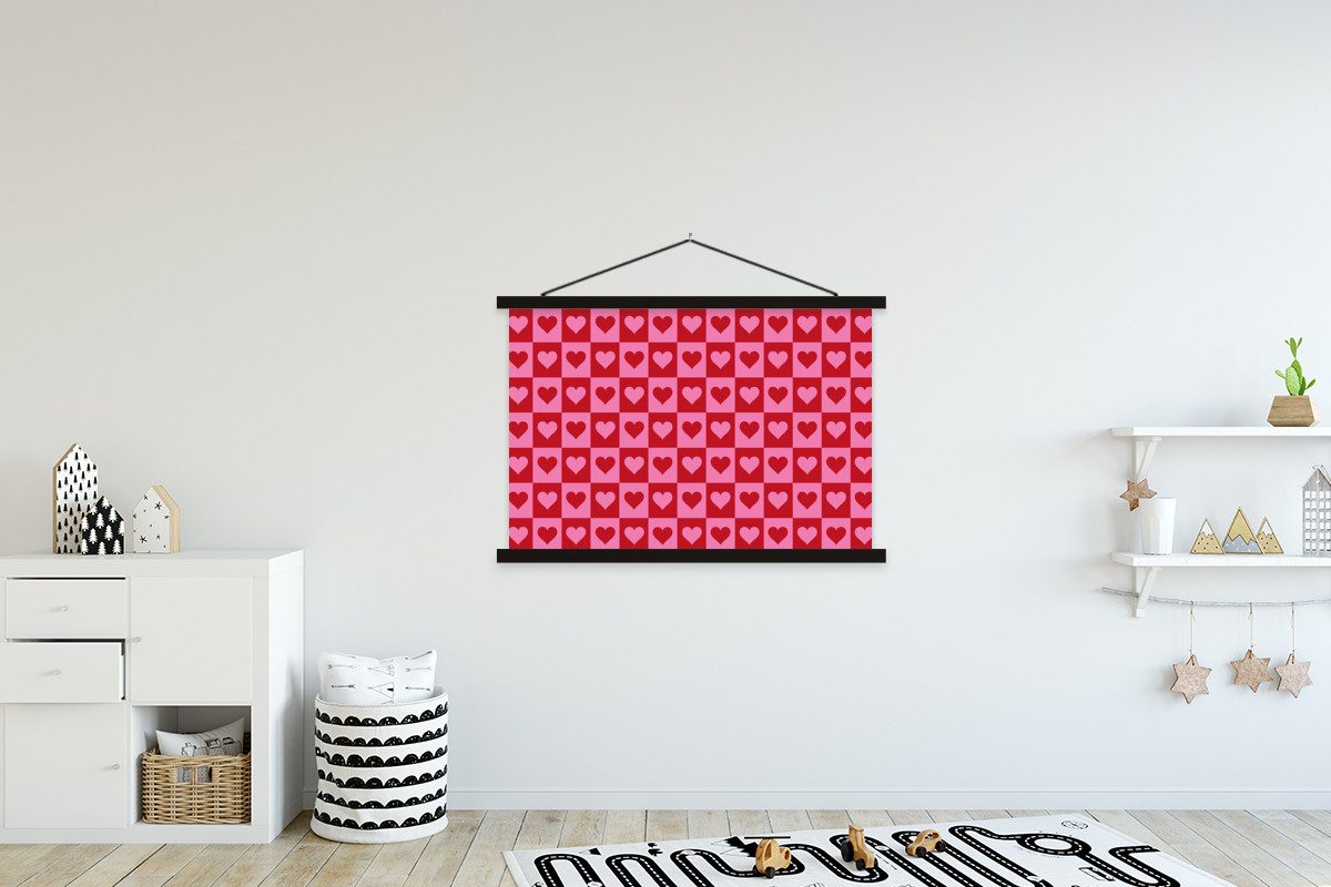 MuchoWow Poster Rot - Rosa - Schachbrett - Valentinstag, (1 St), Bilderleiste, Bilderrahmen, Magnet Rahmen, Holz, 120x80 cm