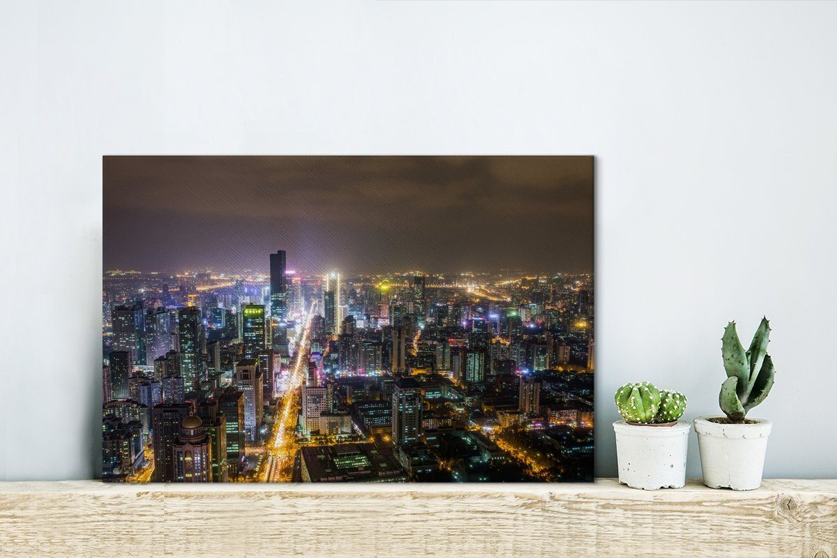 OneMillionCanvasses® Leinwandbild Blick (1 cm Abendlicher 30x20 chinesische St), Metropole Nanjing, auf Aufhängefertig, Leinwandbilder, die Wanddeko, Wandbild