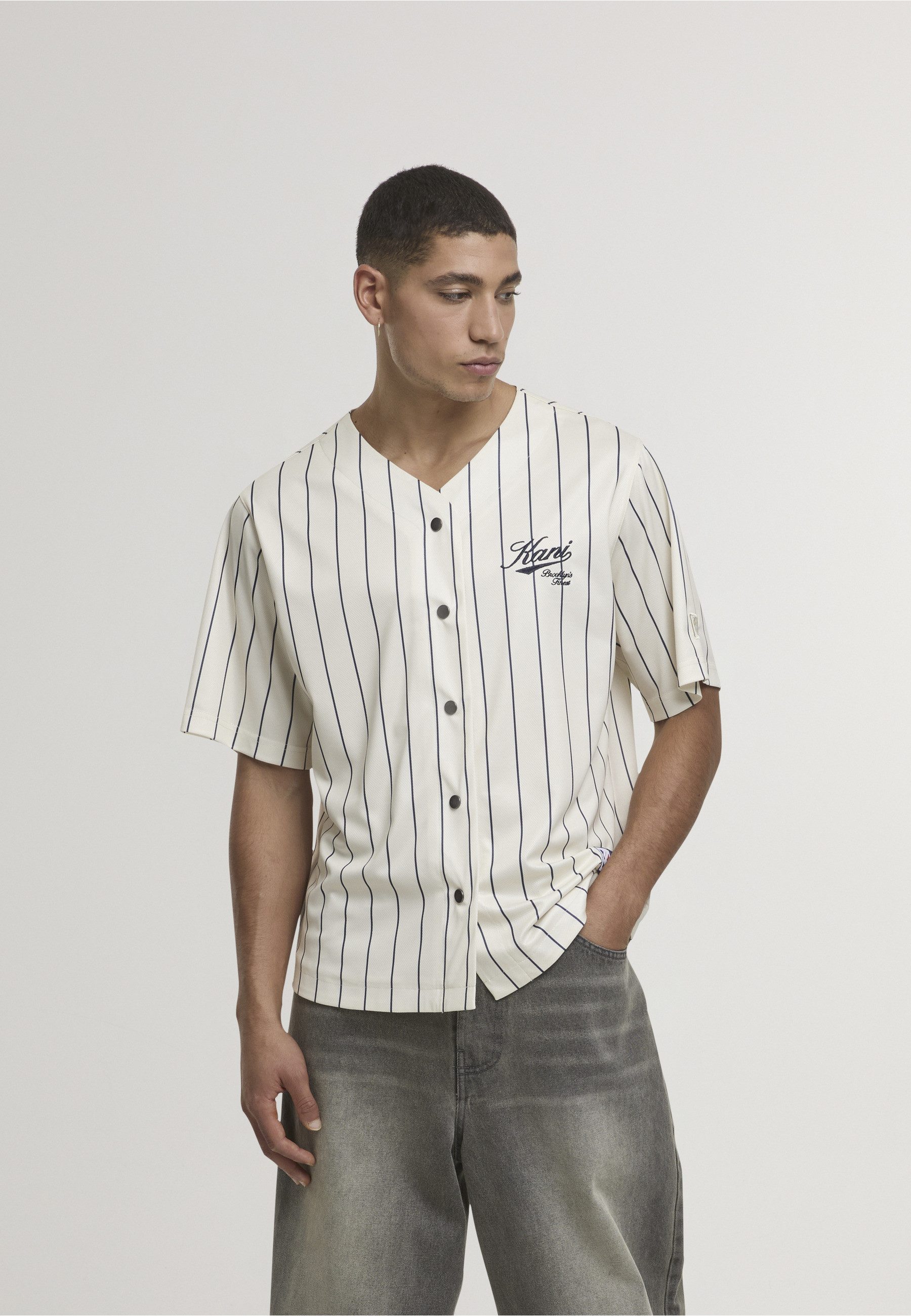 Karl Kani Shirttop Karl Kani Cursive Varsity Pinstripe Cropped Baseball Jersey (1-tlg)