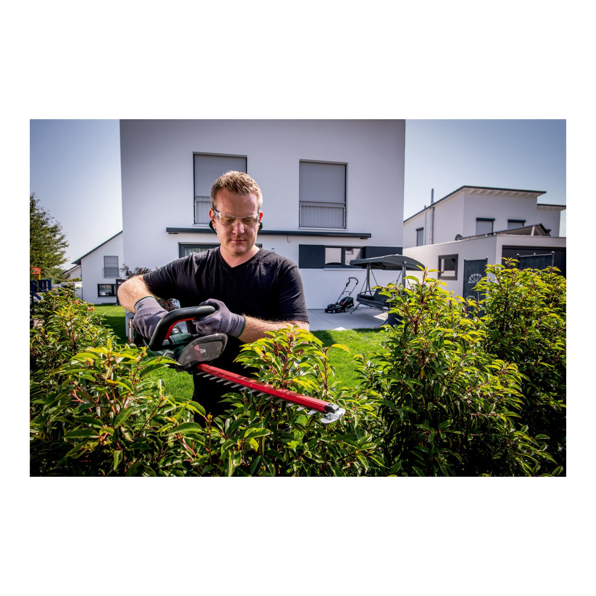 metabo Akku-Heckenschere Metabo Akku-Heckenschere HS 18 LTX 55 Karton; 18V 2x2Ah Li-Power + SC