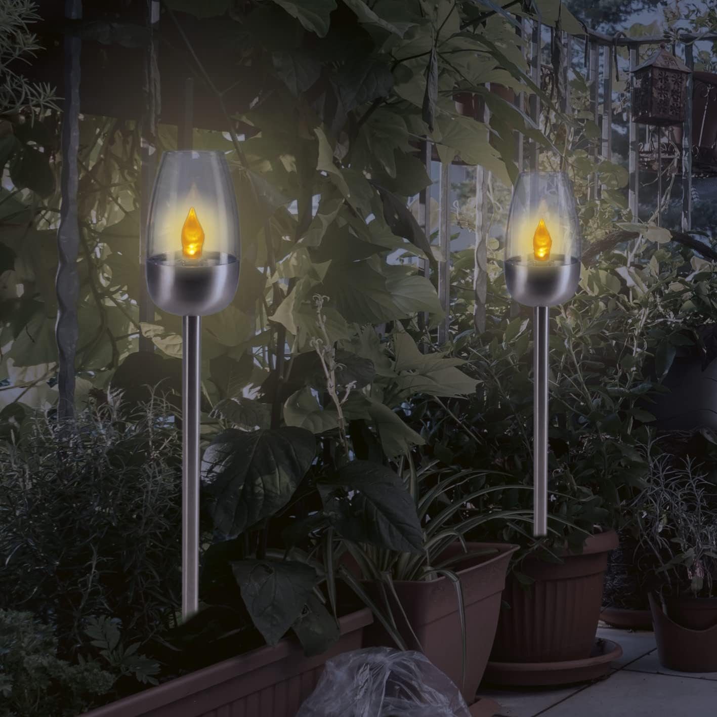 OUTLET-NORD LED Gartenfackel GARVIDA Solar-Fackel mit Flammeneffekt - 2er-Set - silber