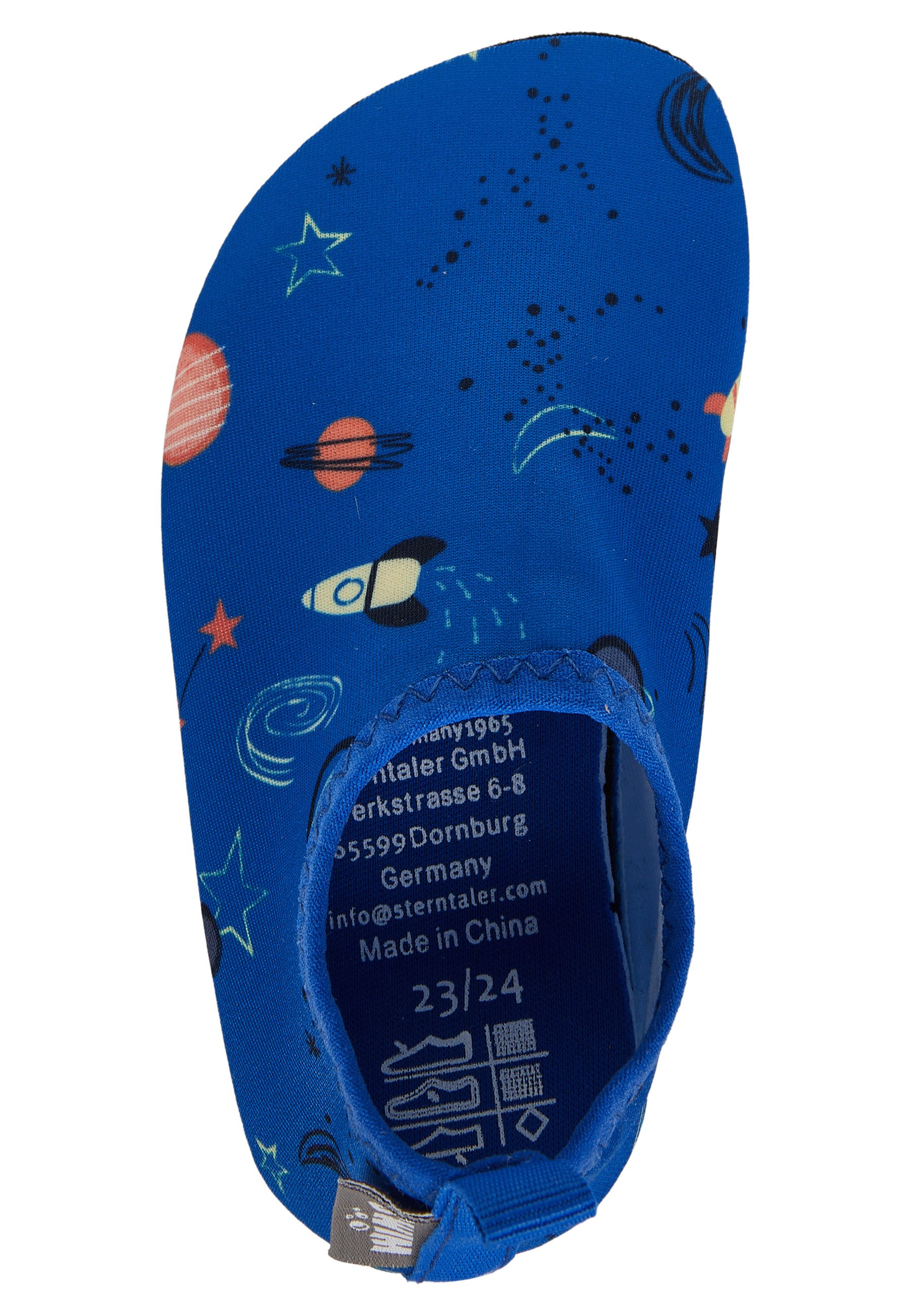 Sterntaler® Badeschuhe Weltraum Badeschuh (1-tlg) angenehm zu tragen, flexible rutschfeste Sohle, schnelltrocknend