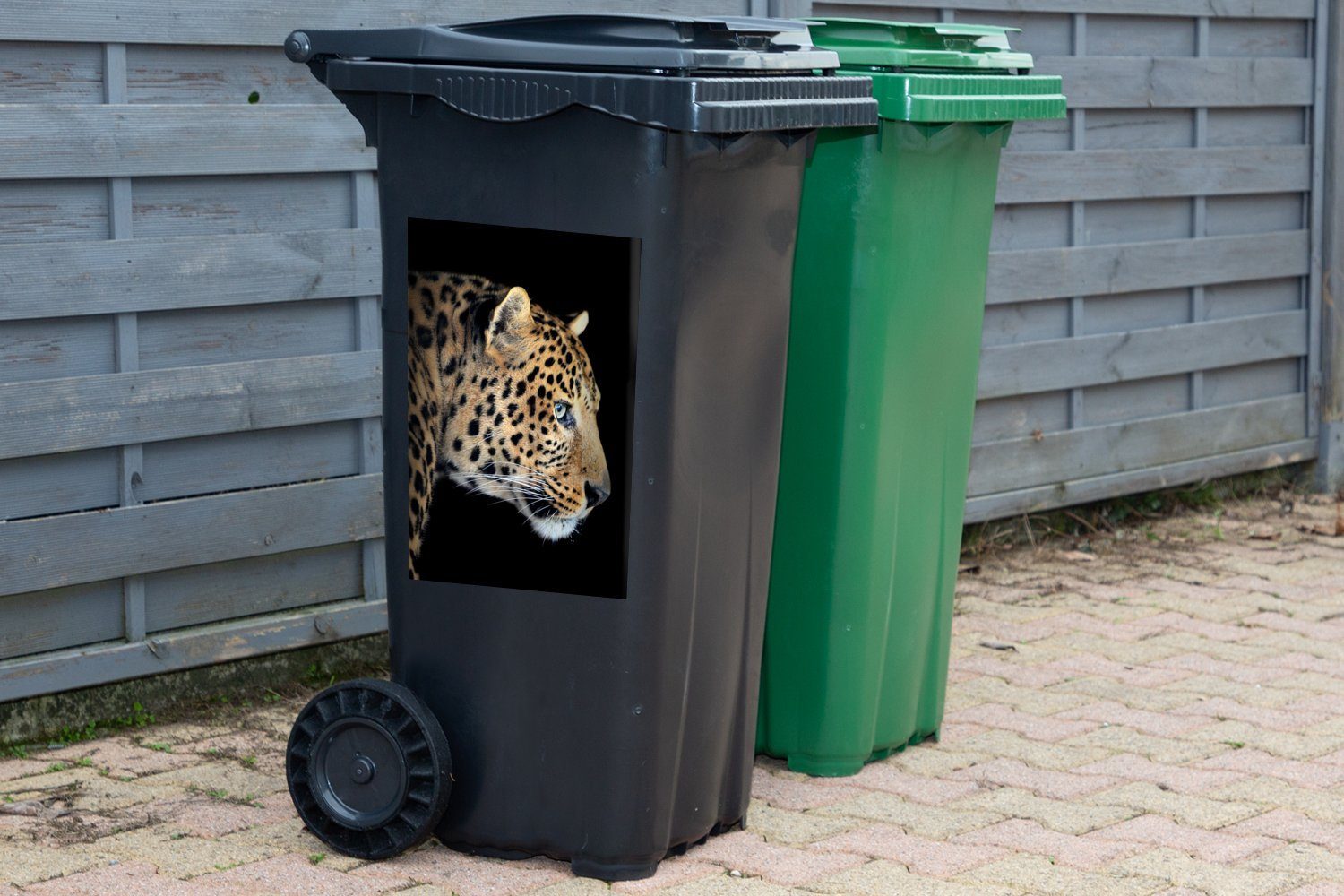 (1 MuchoWow - Mülltonne, Leopard - Wandsticker Mülleimer-aufkleber, Abfalbehälter Container, St), Pelz Schwarz Sticker,