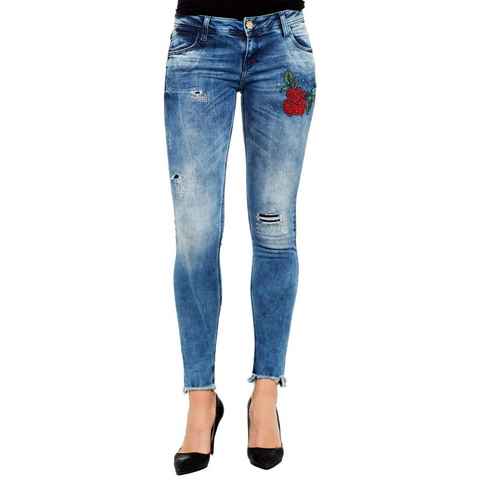 Cipo & Baxx Slim-fit-Jeans mit stylischen Stickdetails in Skinny Fit