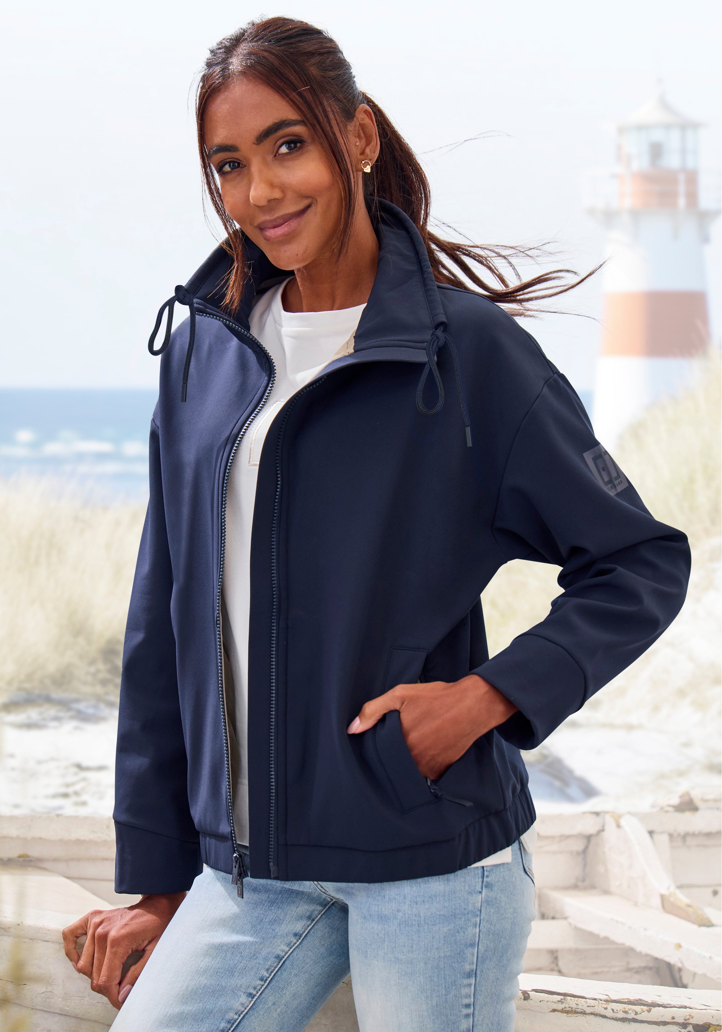 Elbsand Softshelljacke mit hohem, verstellbaren Kragen günstig online kaufen