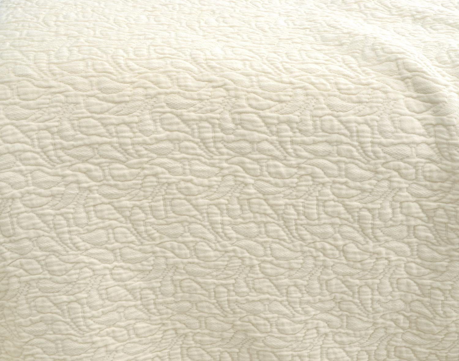 Wohnen und Accessoires GmbH & Co. KG Bettüberwurf Tagesdecke Estoril - Paisley Muster