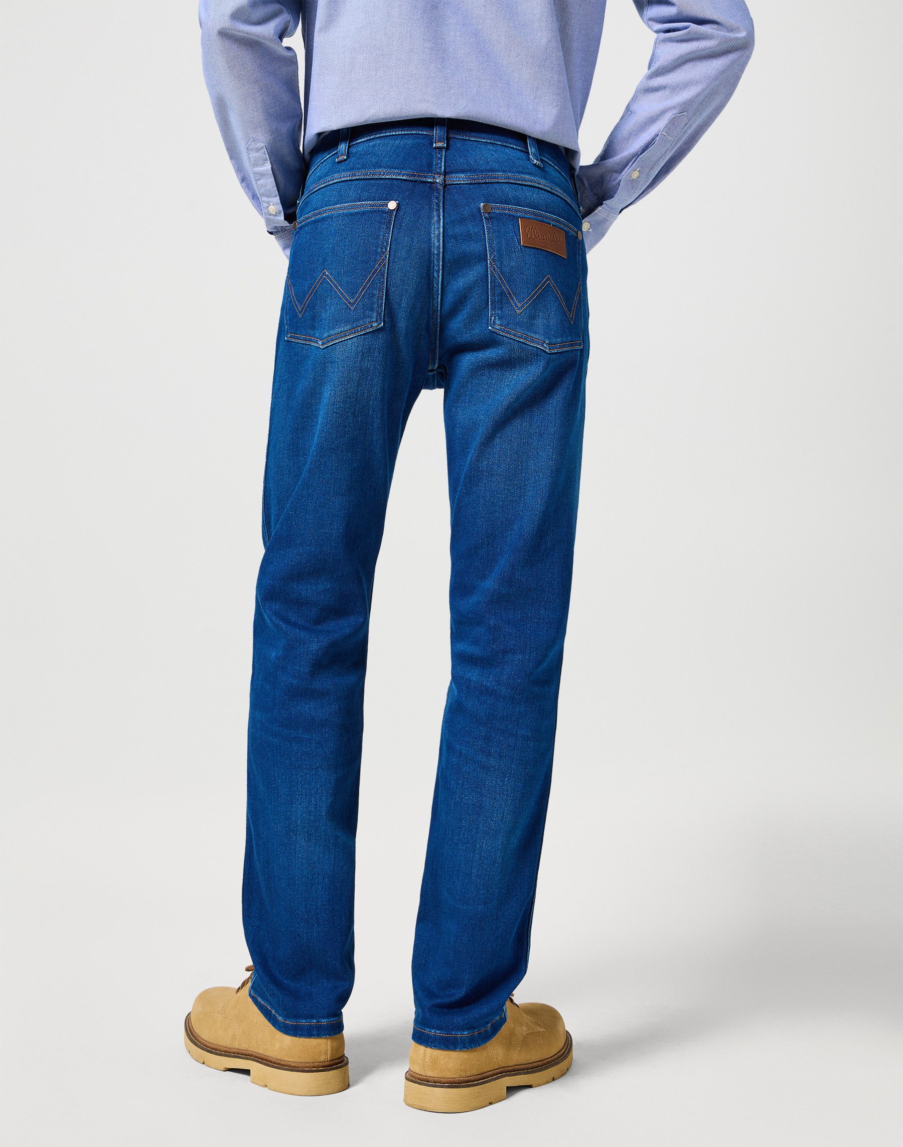 Wrangler Straight-Jeans GREENSBORO FREE TO STRETCH günstig online kaufen