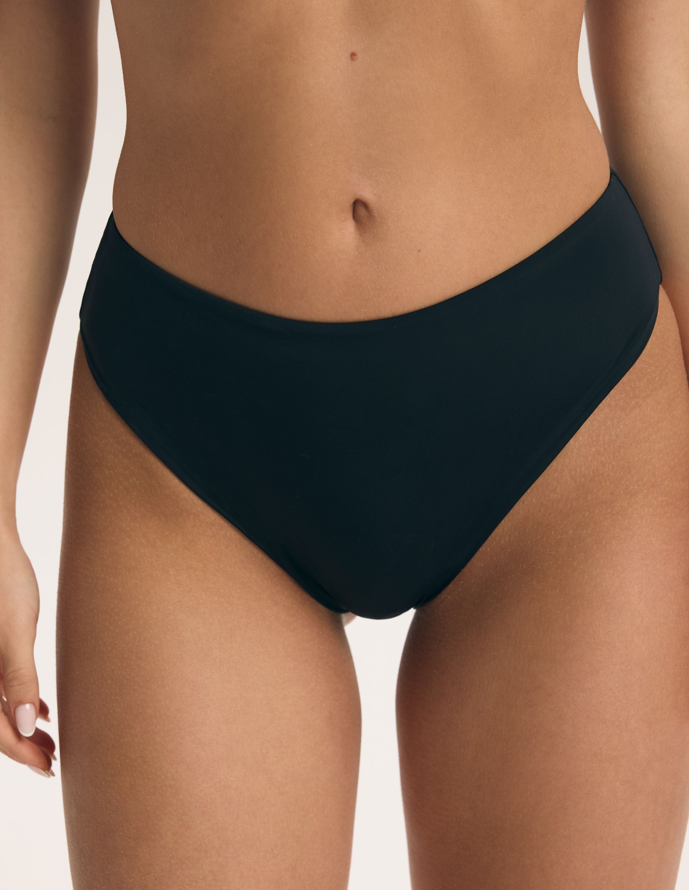 ESOTIQ Bikini-Hose Bikini High Leg BASE, klassischer Schnitt (1-St)