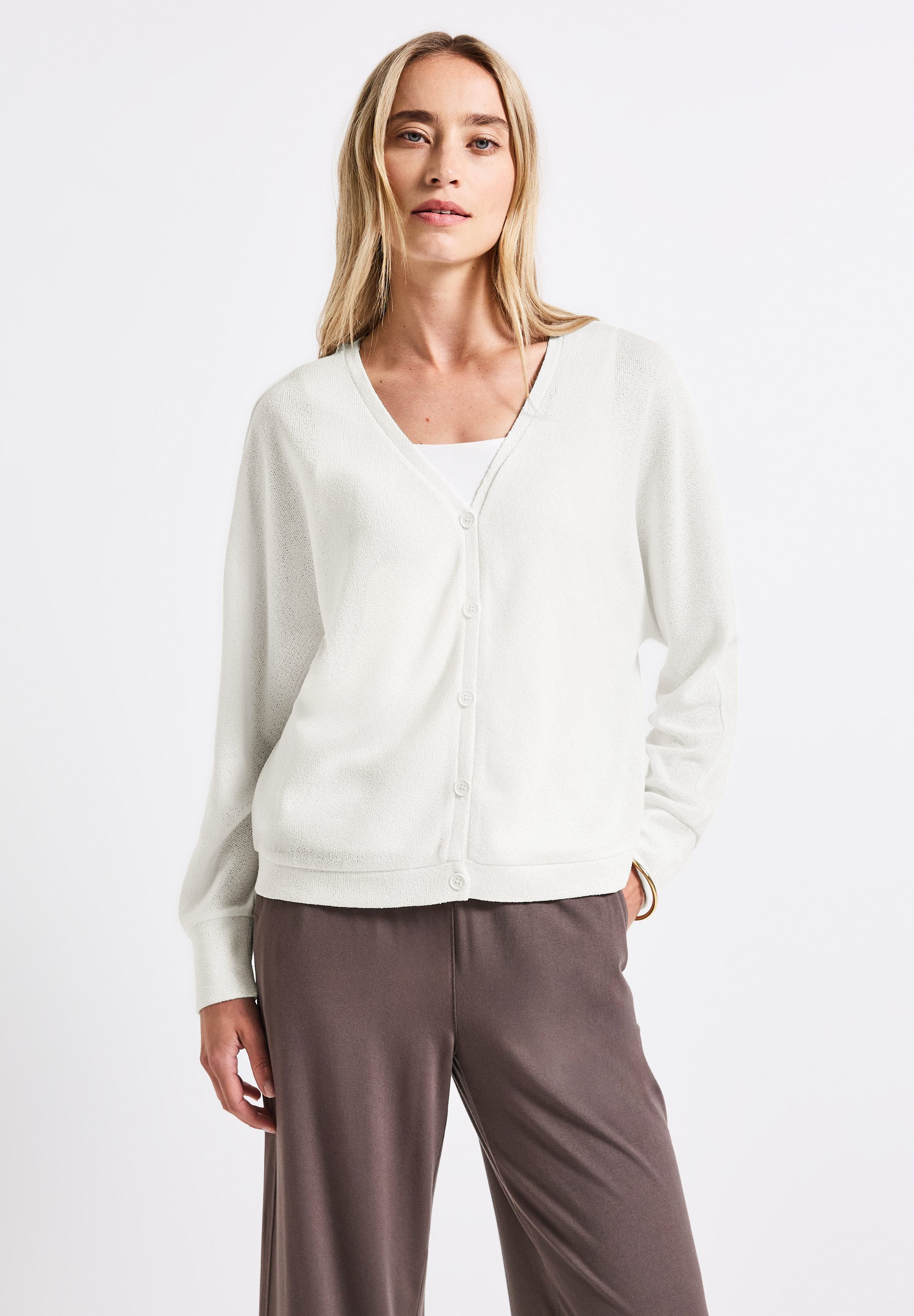 STREET ONE Strickjacke mit V-Ausschnitt günstig online kaufen