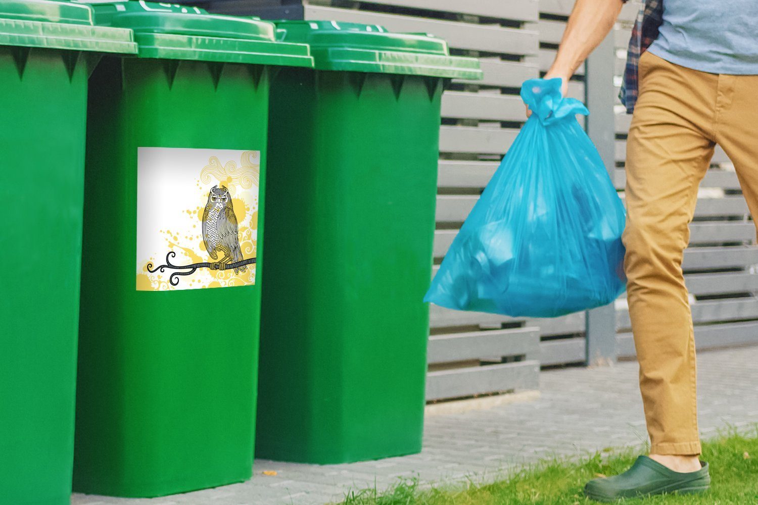 MuchoWow Wandsticker Illustration der Eule Container, St), Mülleimer-aufkleber, Mülltonne, Abfalbehälter (1 Sticker