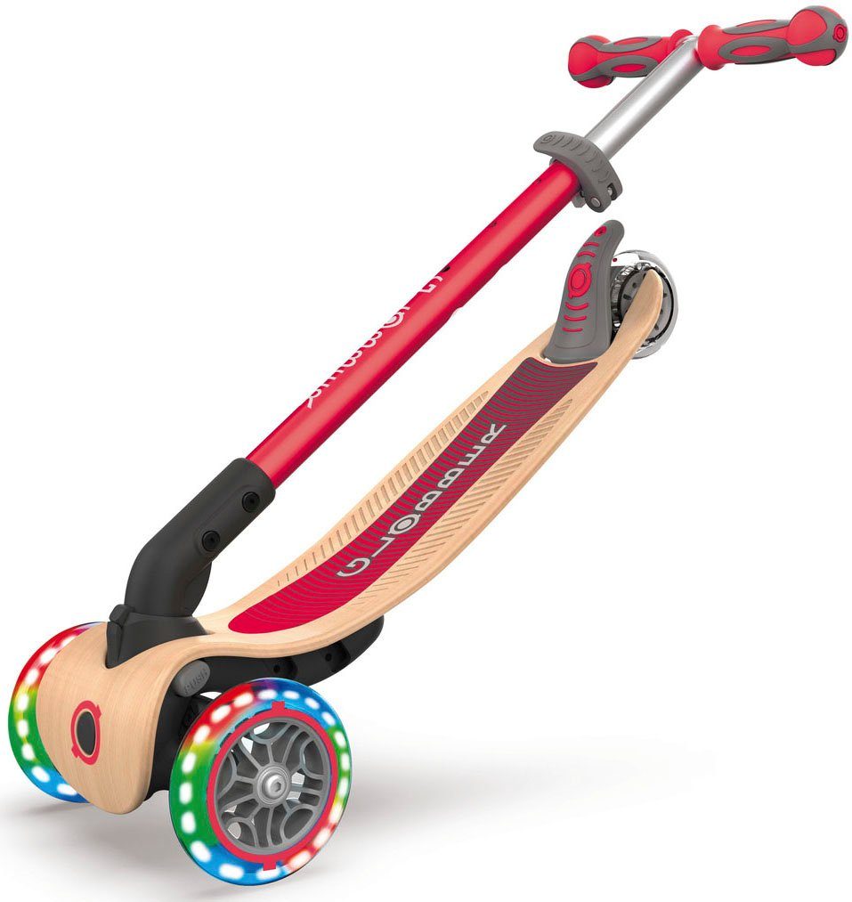 Globber WOOD PRIMO rot Dreiradscooter & authentic und mit LIGHTS, toys Leuchtrollen FOLDABLE sports Holzdeck