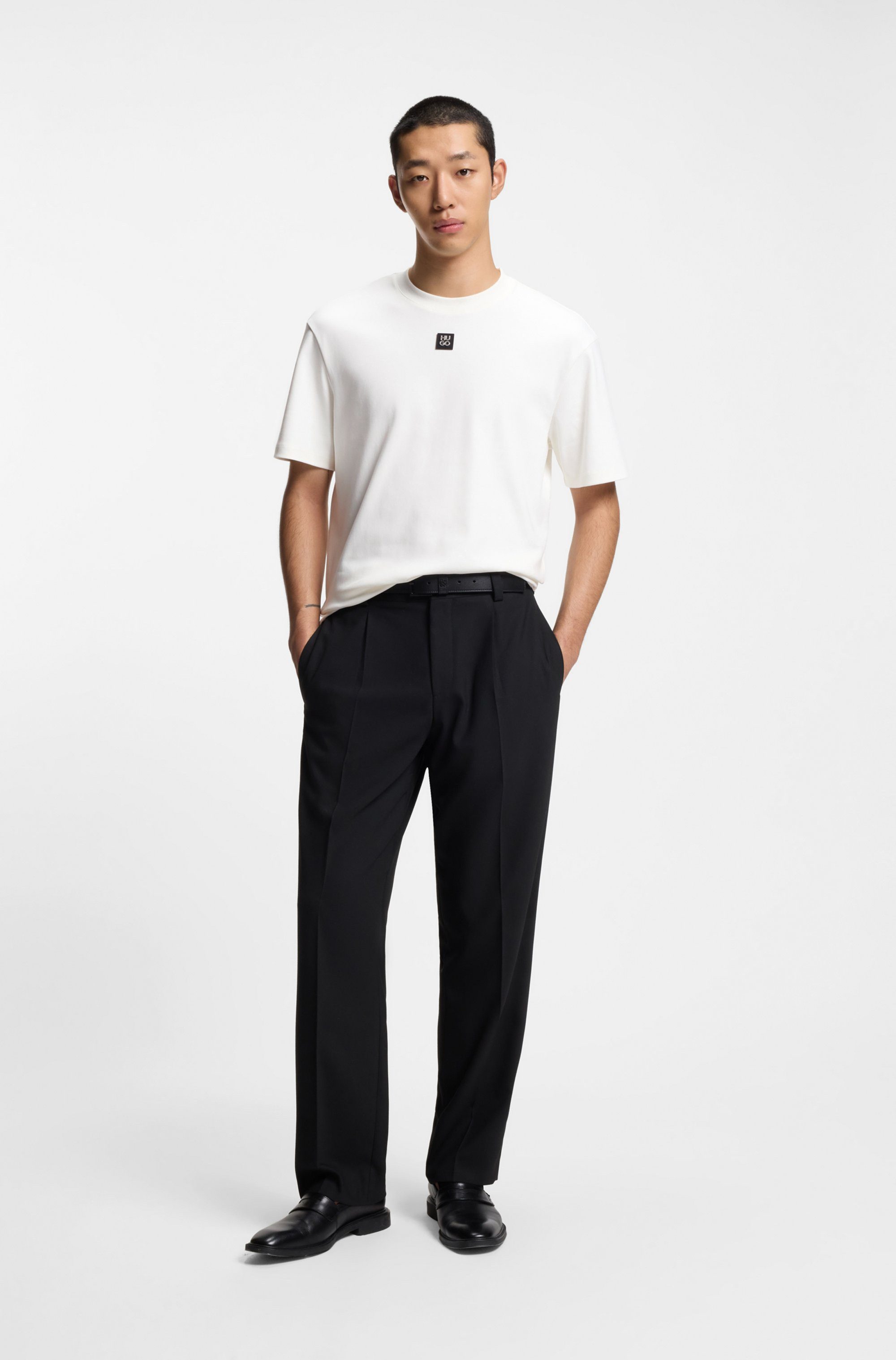 HUGO T-Shirt Dalile Stacked-Logo, Rundhals, regular fit