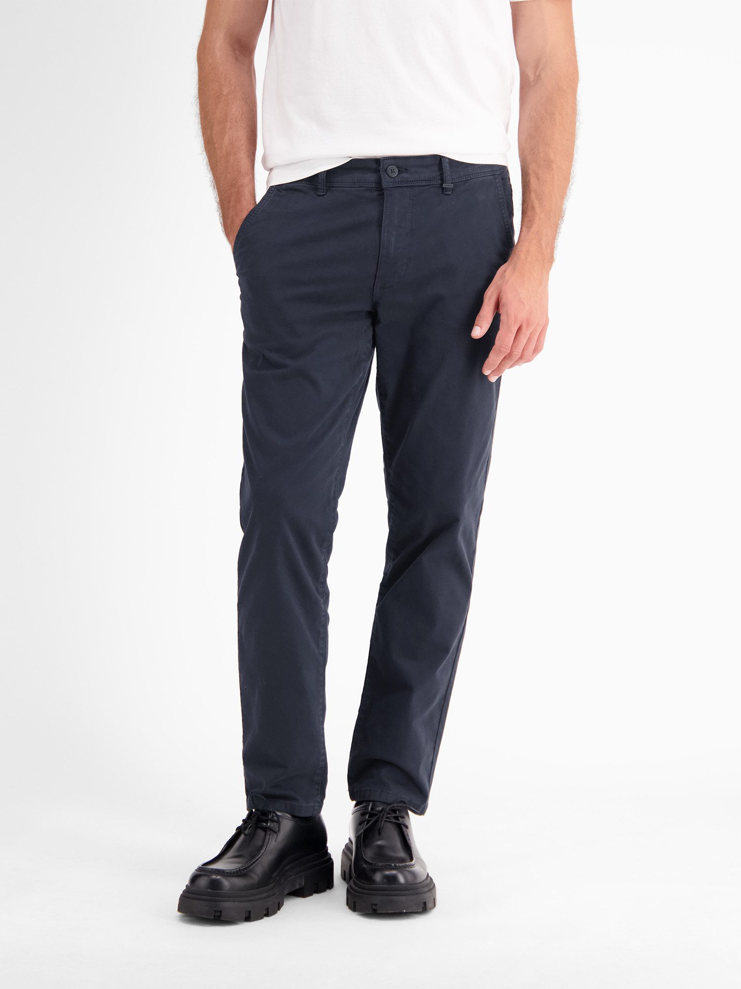 LERROS 5-Pocket-Hose Basic Chino in Strukturqualität, SLIM FIT Chino im 5-Pocket-Style mit Stretchanteil / Allrounder für jeden Tag