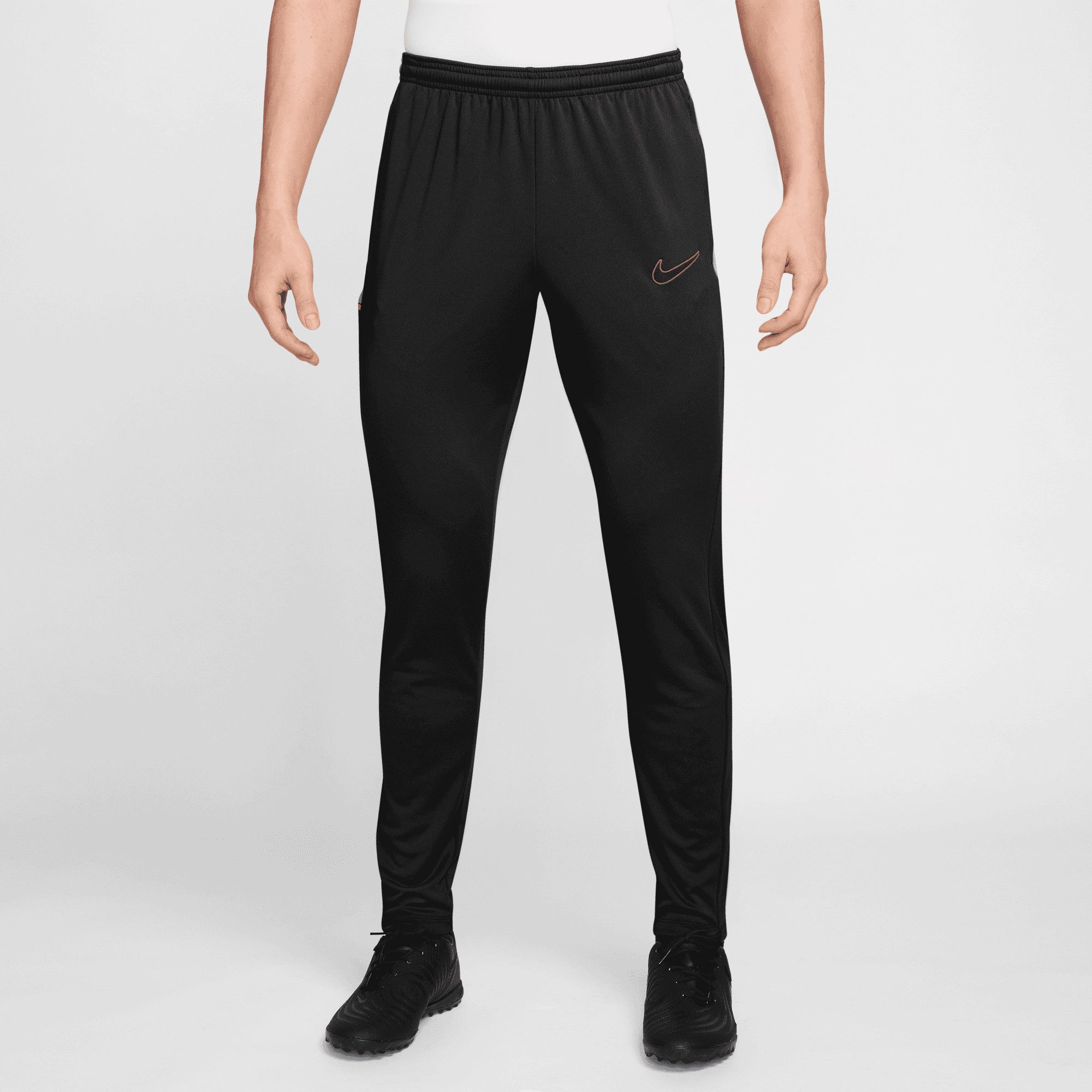 Nike Trainingshose Nike Academy Men's Dri-FIT Soccer Pants für Fußball und sportliche Aktivitäten geeignet, sportlicher Stil