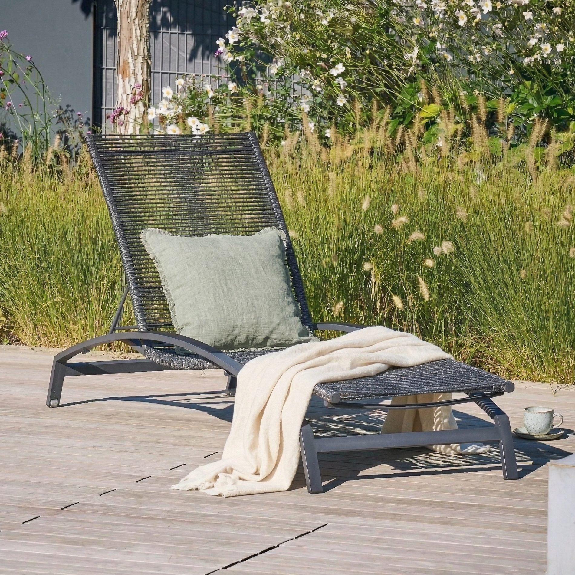 CASA DOMA Gartenliege Mineo, 4-fach verstellbar, 2 Rollen, Edelstahl anthrazit, Outdoor-Rope, Sonnenliege