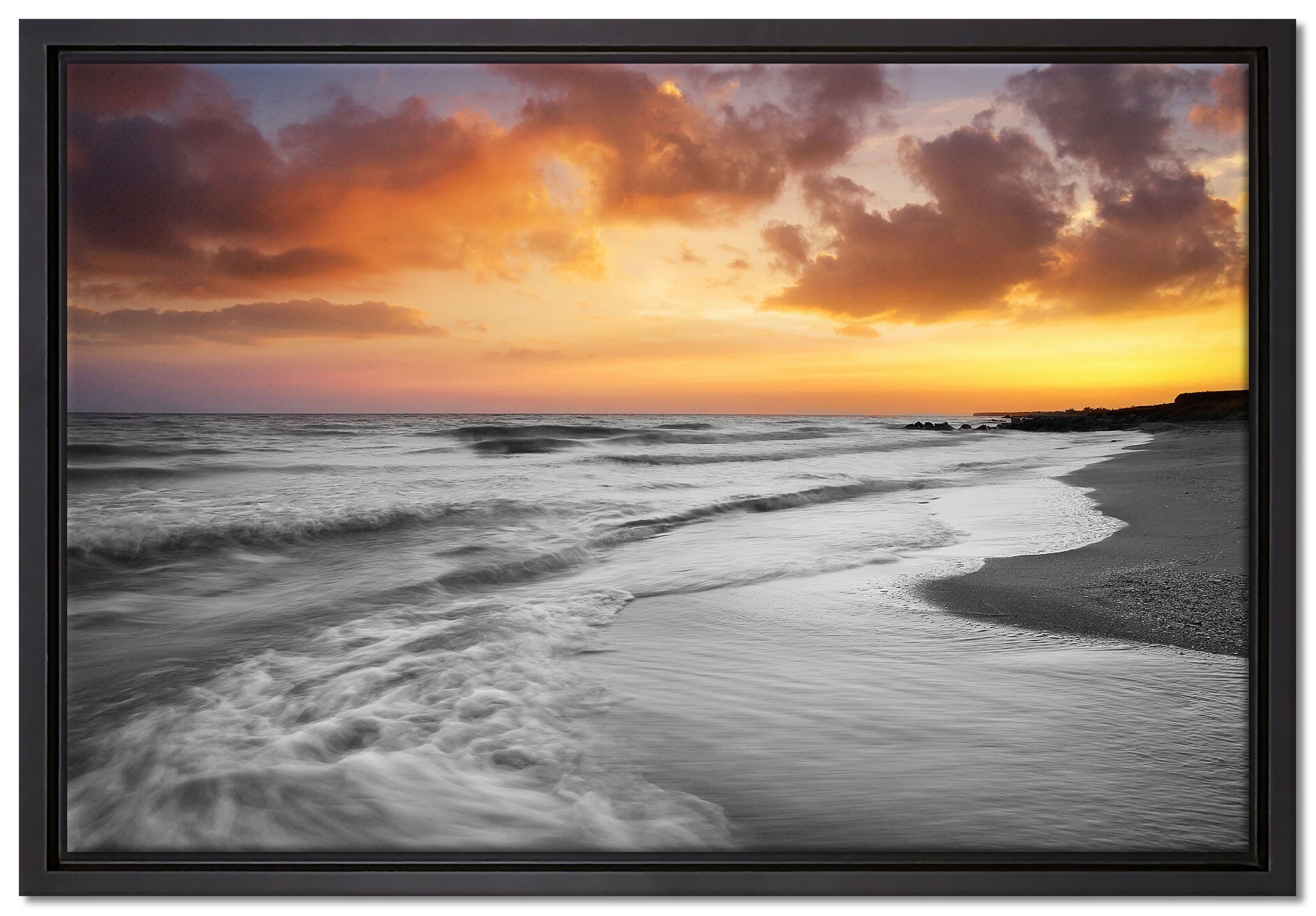 Pixxprint Leinwandbild Strand mit Sonnenuntergang, Wanddekoration (1 St), Leinwandbild fertig bespannt, in einem Schattenfugen-Bilderrahmen gefasst, inkl. Zackenaufhänger