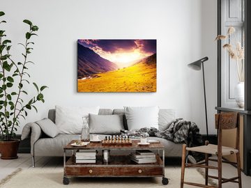 Sinus Art Leinwandbild 120x80cm Wandbild auf Leinwand Berge Natur Sonnenuntergang Wiese Grün, (1 St)