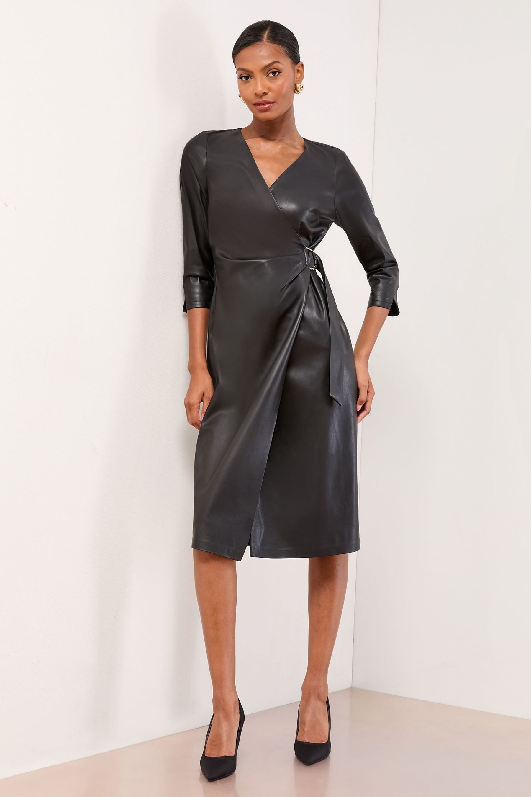 LIPSY Midikleid Lipsy Midikleid mit Wickeldesign, Regular (1-tlg)