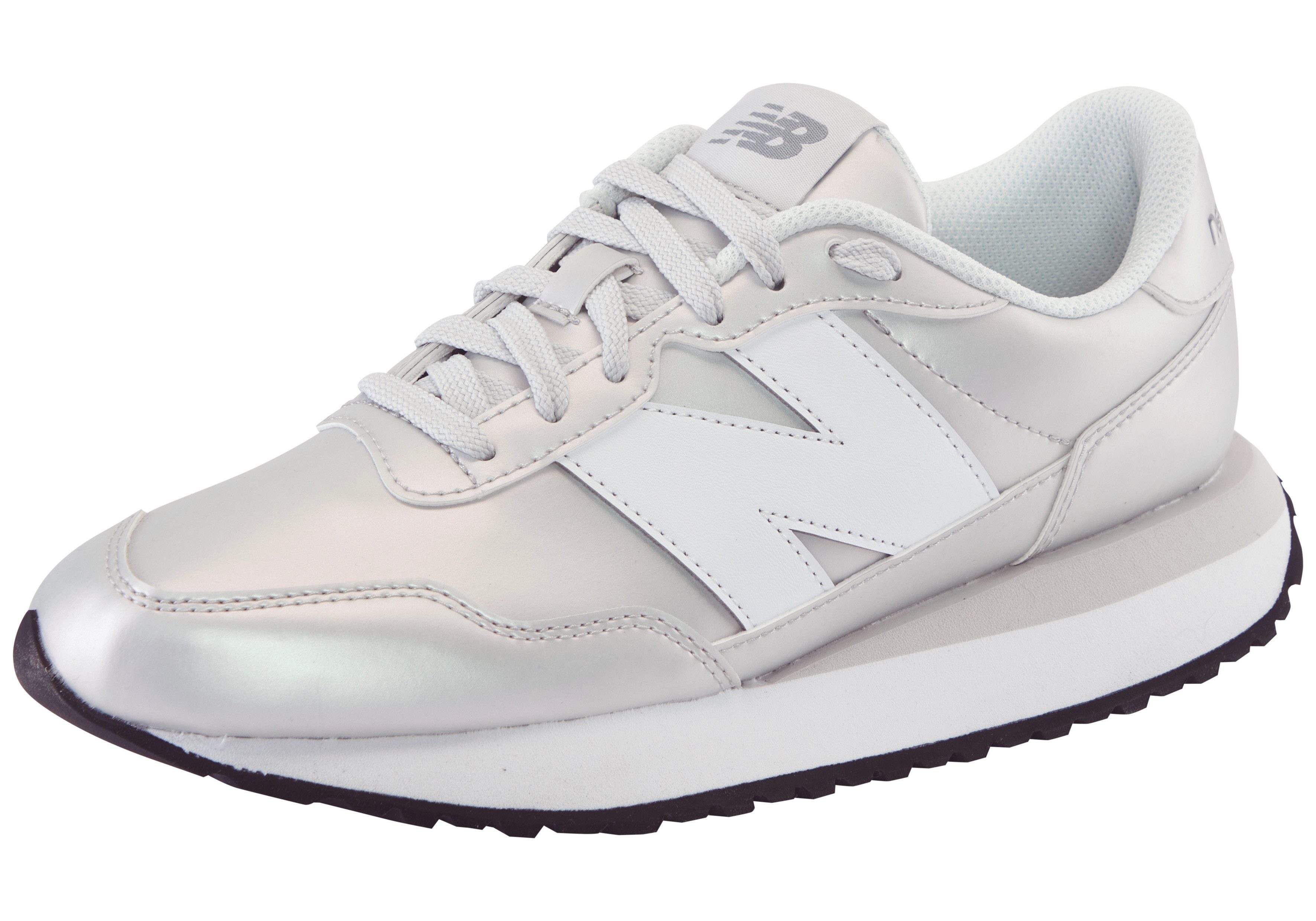 237 Sneaker