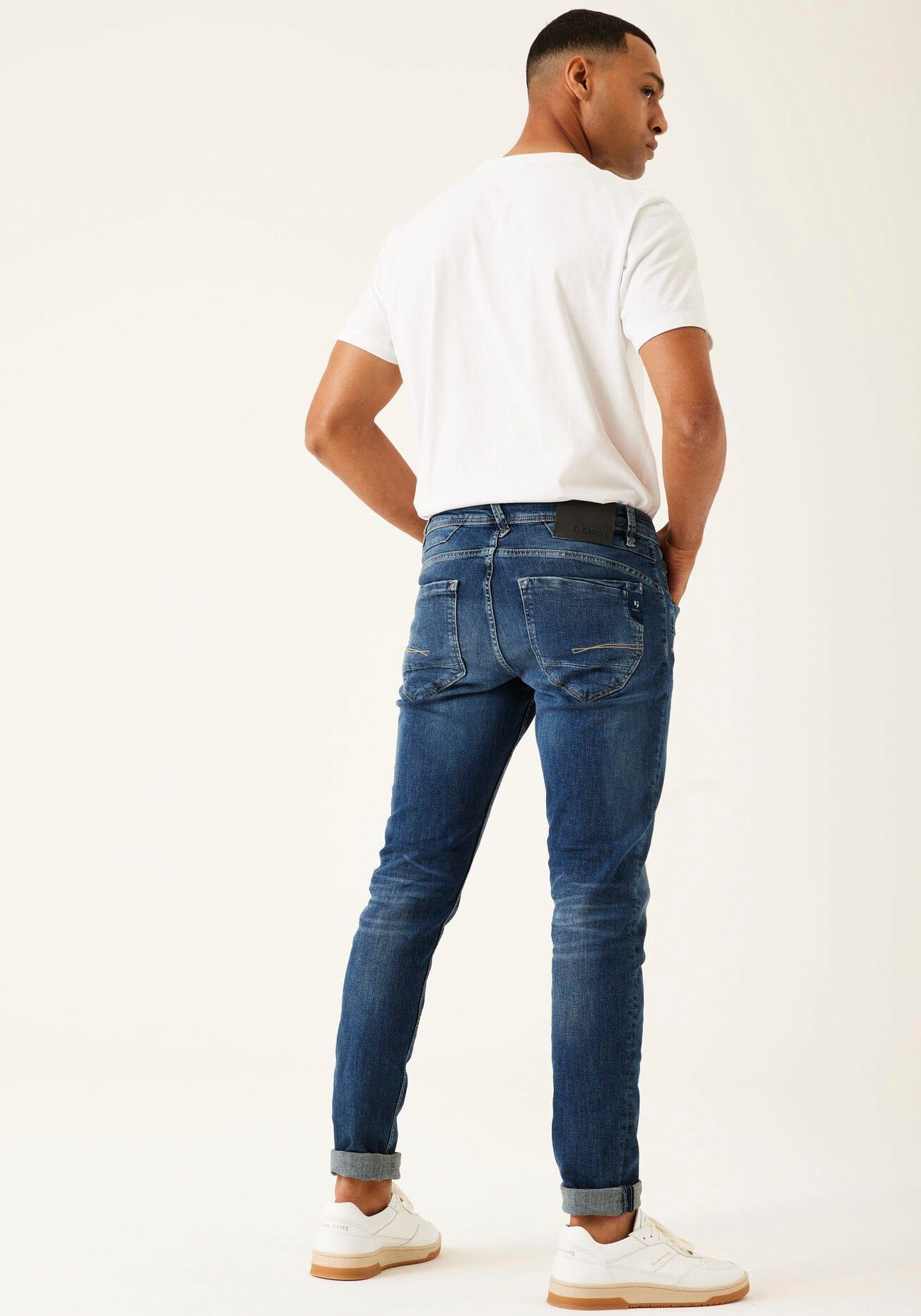 Rocko verschiedenen in used Waschungen 5-Pocket-Jeans medium Garcia