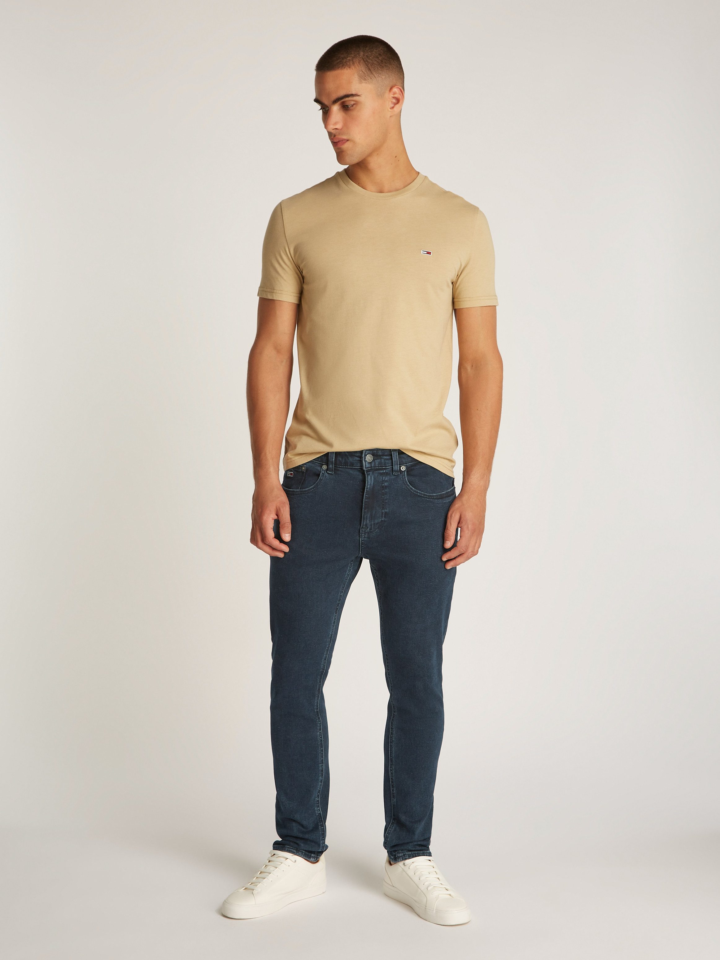 Tommy Jeans Tapered-fit-Jeans Austim Slim Tapered mit Logostickereien