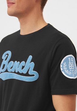 Bench. T-Shirt ENAM