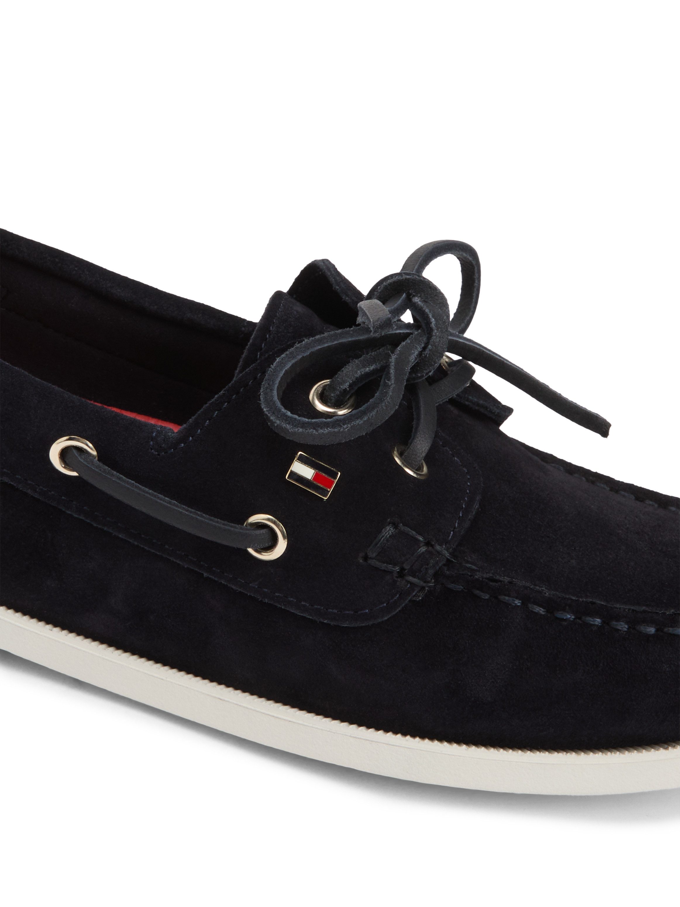 Tommy Hilfiger HILFIGER SUEDE BOAT SHOE Bootsschuh Freizeitschuh, Halbschuh, Schnürer mit modischen Durchzügen