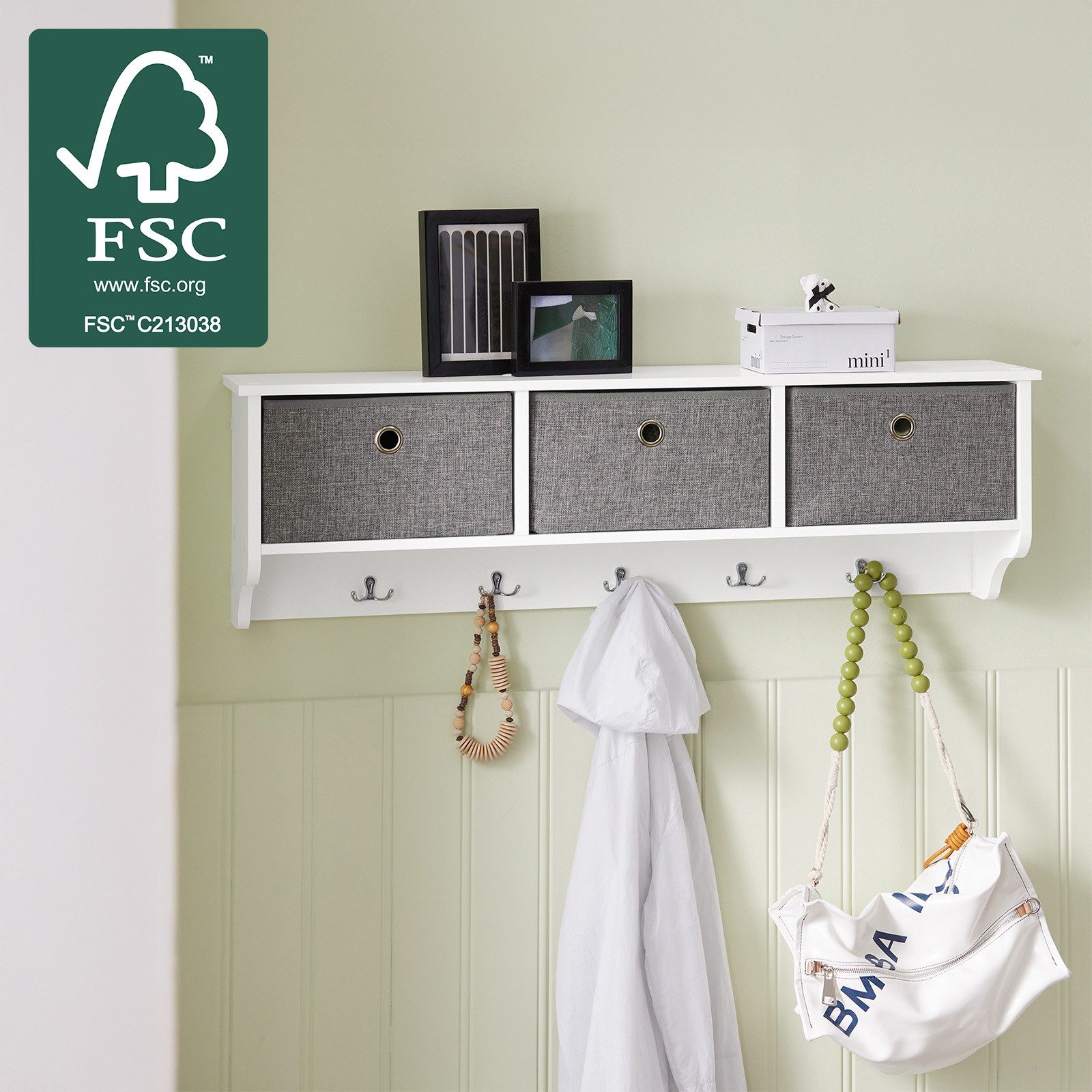 SoBuy Wandgarderobe FRG282, Wandregal, Schweberegal, Garderobenleiste, Flur, Schlafzimmer, Flurgarderobe Kleiderhaken Hängeregal mit 3 Körben, mit Haken