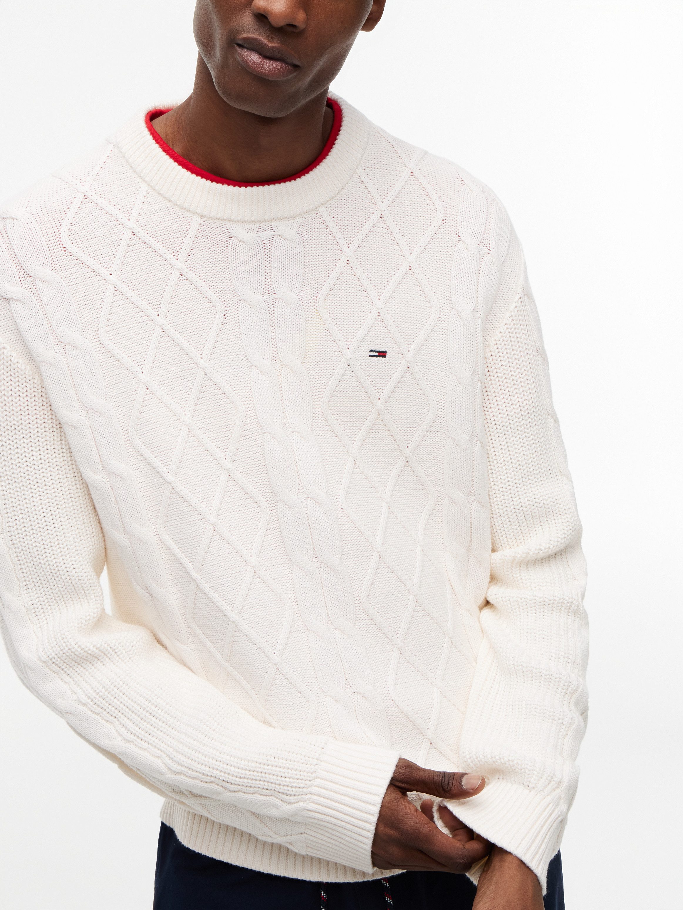 Tommy Jeans Rundhalspullover TJM REG CABLE KNIT SWEATER – Bild 2 von 5