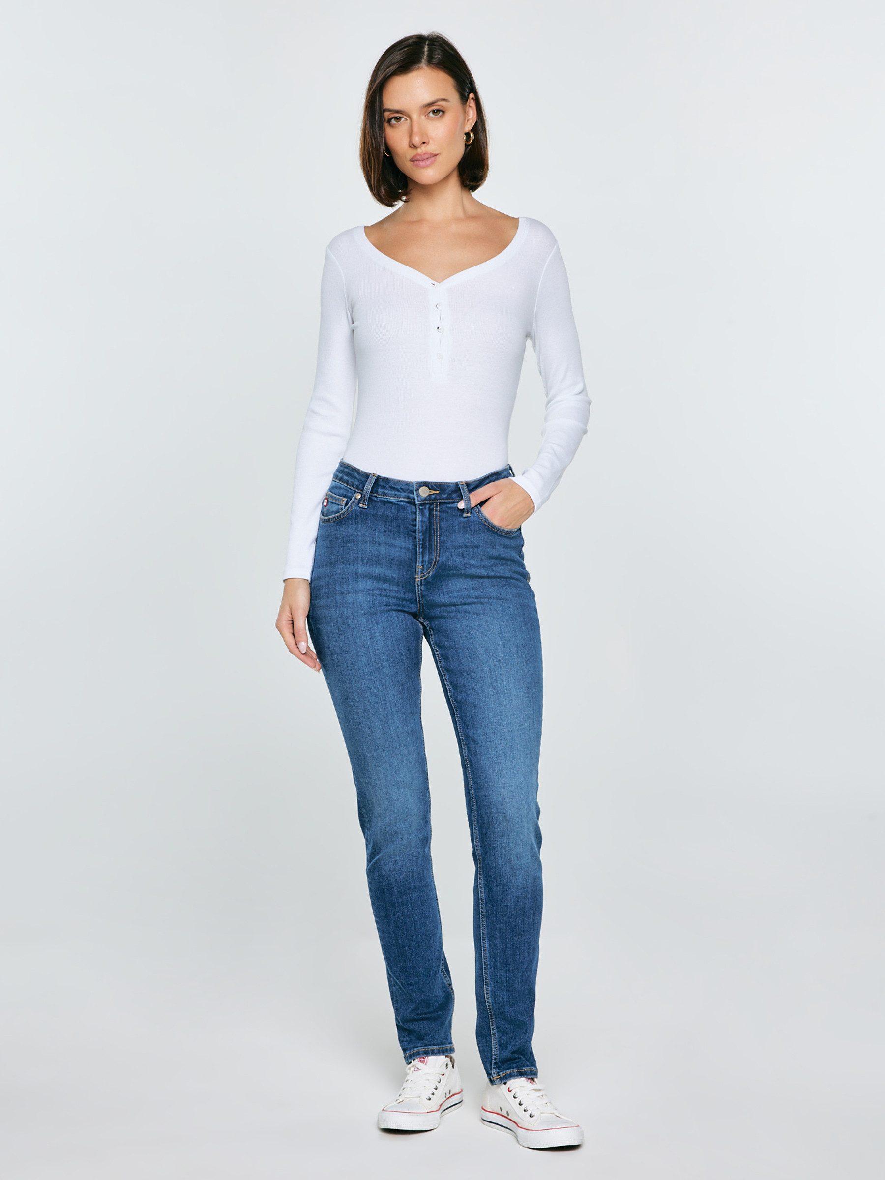 BIG STAR Slim-fit-Jeans KATRINA HIGH WAIST hohe Leibhöhe
