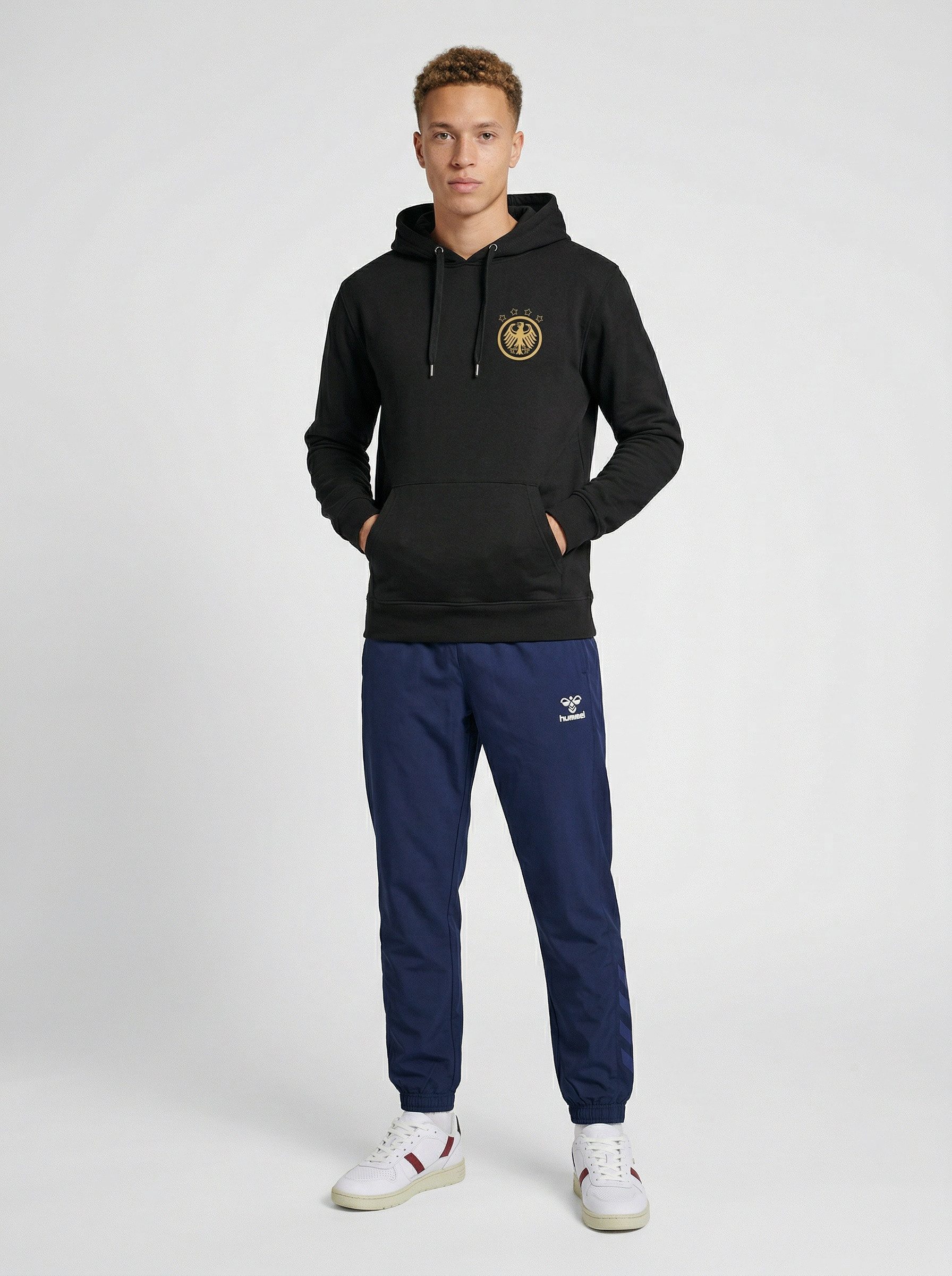 Zum Outfit 9