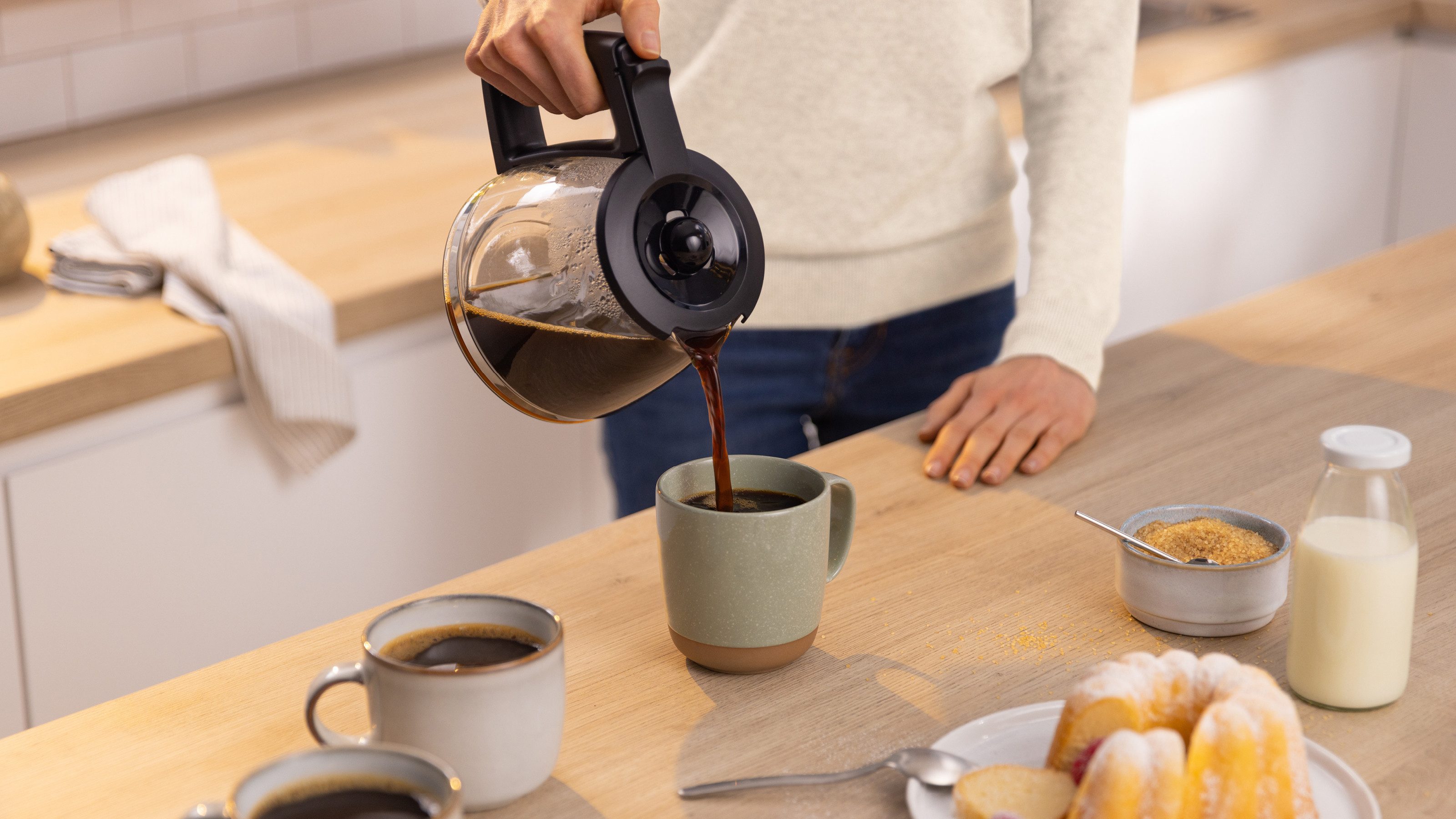 BOSCH Filterkaffeemaschine MyMoment TKA3M133, 1,25l Kaffeekanne, Papierfilter 1x4, 60min Warmhaltefunktion, Aroma intense, Entkalkungsprogramm, 1200 W