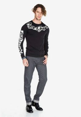 Cipo & Baxx Sweatshirt mit markanten Markenschriftzügen