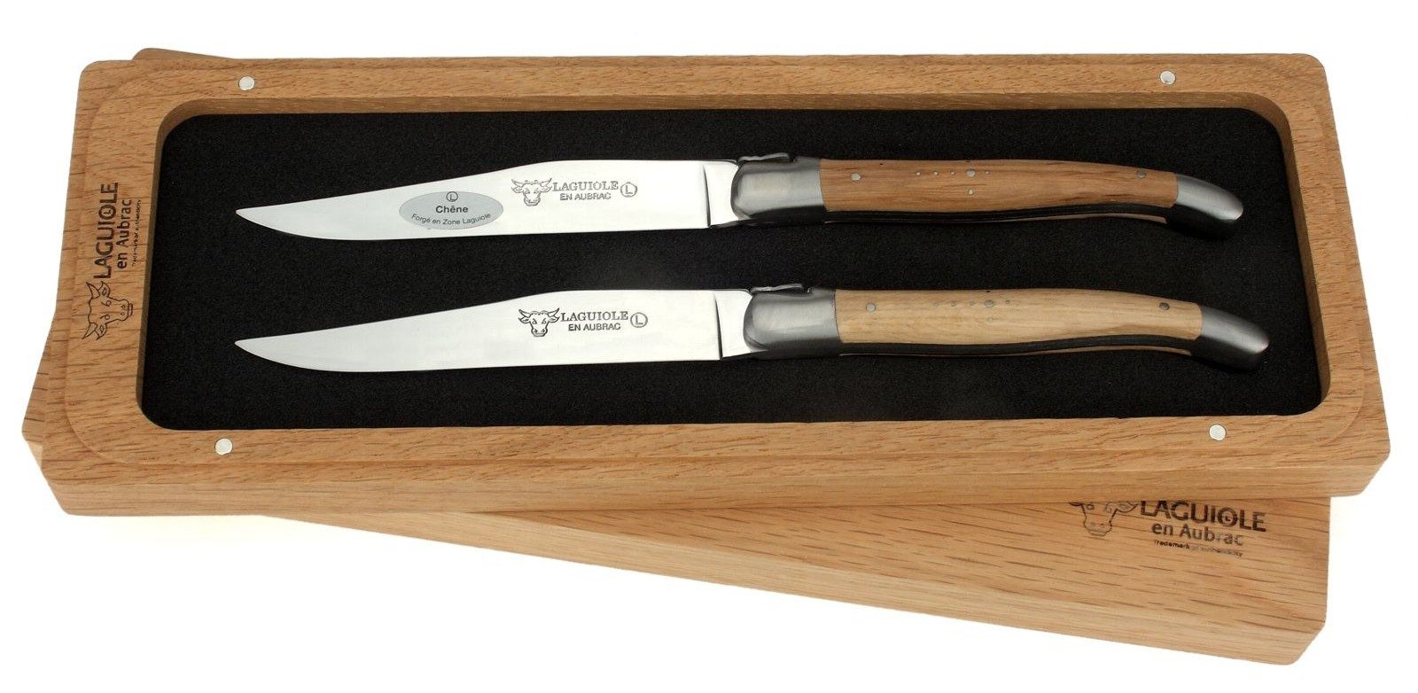 Laguiole en Aubrac Steakmesser 22C99CHIH 2er Set - Griff Eichenholz - Backen matt - Klinge glänzend - Holzbox
