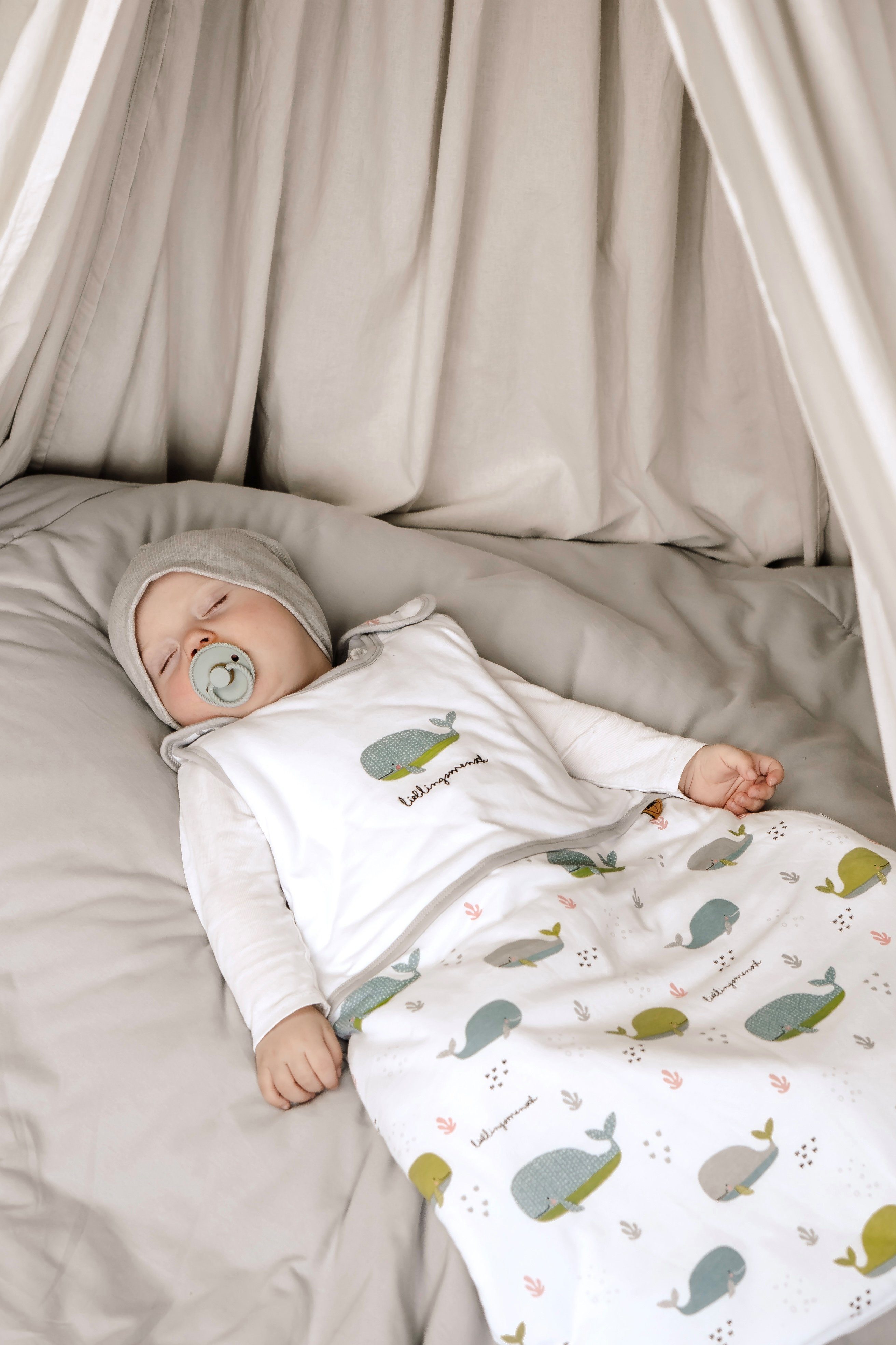 Mama Poppins Germany Babyschlafsack 20-24 Schlafsack Grad TOG mit Ganzjahres 2.5 Schlafsack, Schriftzügen, empfohlen für Lieblingsmensch ganzjahres süßen Raumtemperatur