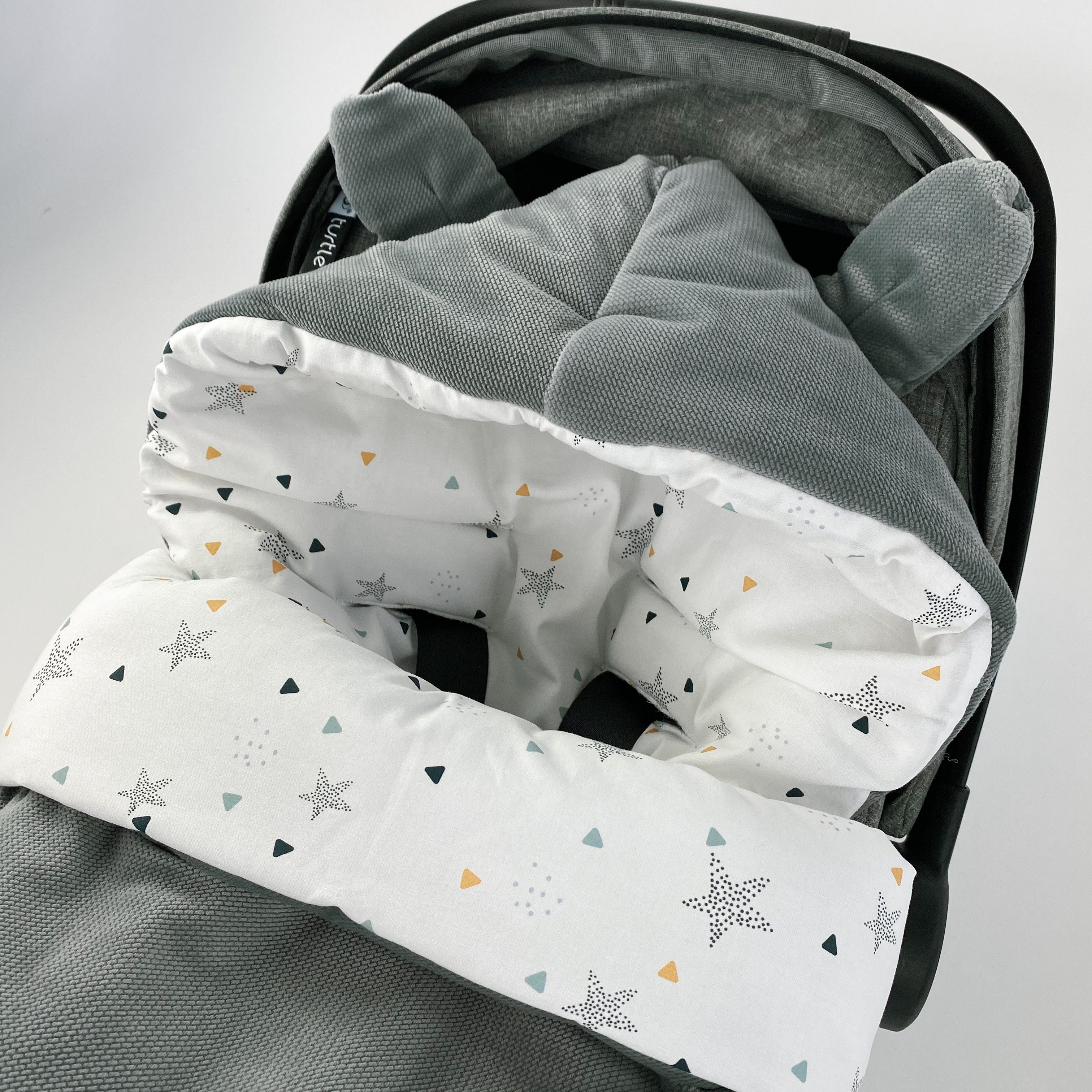 Einschlagdecke Baby Fußsack Schlafsack für Babyschale Übergang Herbst leicht wattiert, BABEES – Bild 5 von 5