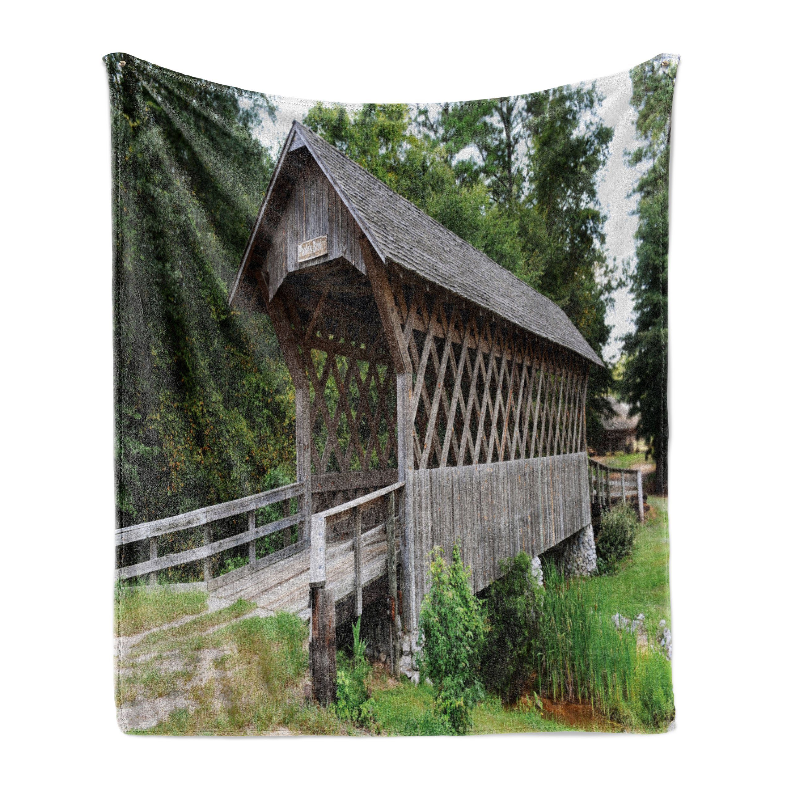 Wohndecke Gemütlicher Plüsch für den Innen- und Außenbereich, Abakuhaus, Alabama Alte hölzerne Brücke Drucken