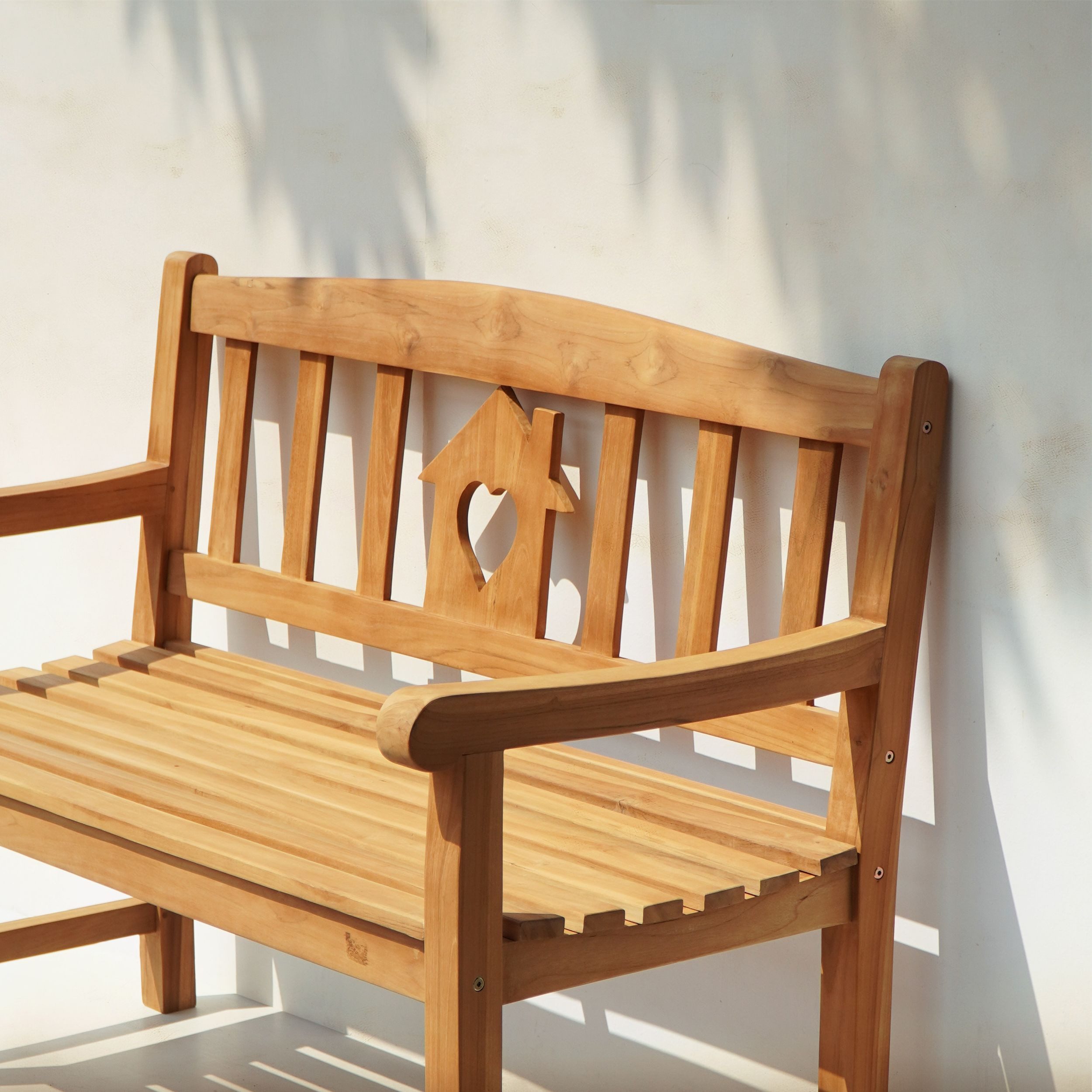 Garden Pleasure Gartenbank Gartenbank Teak 2-Sitzer HOME mit Haus & Herz Design