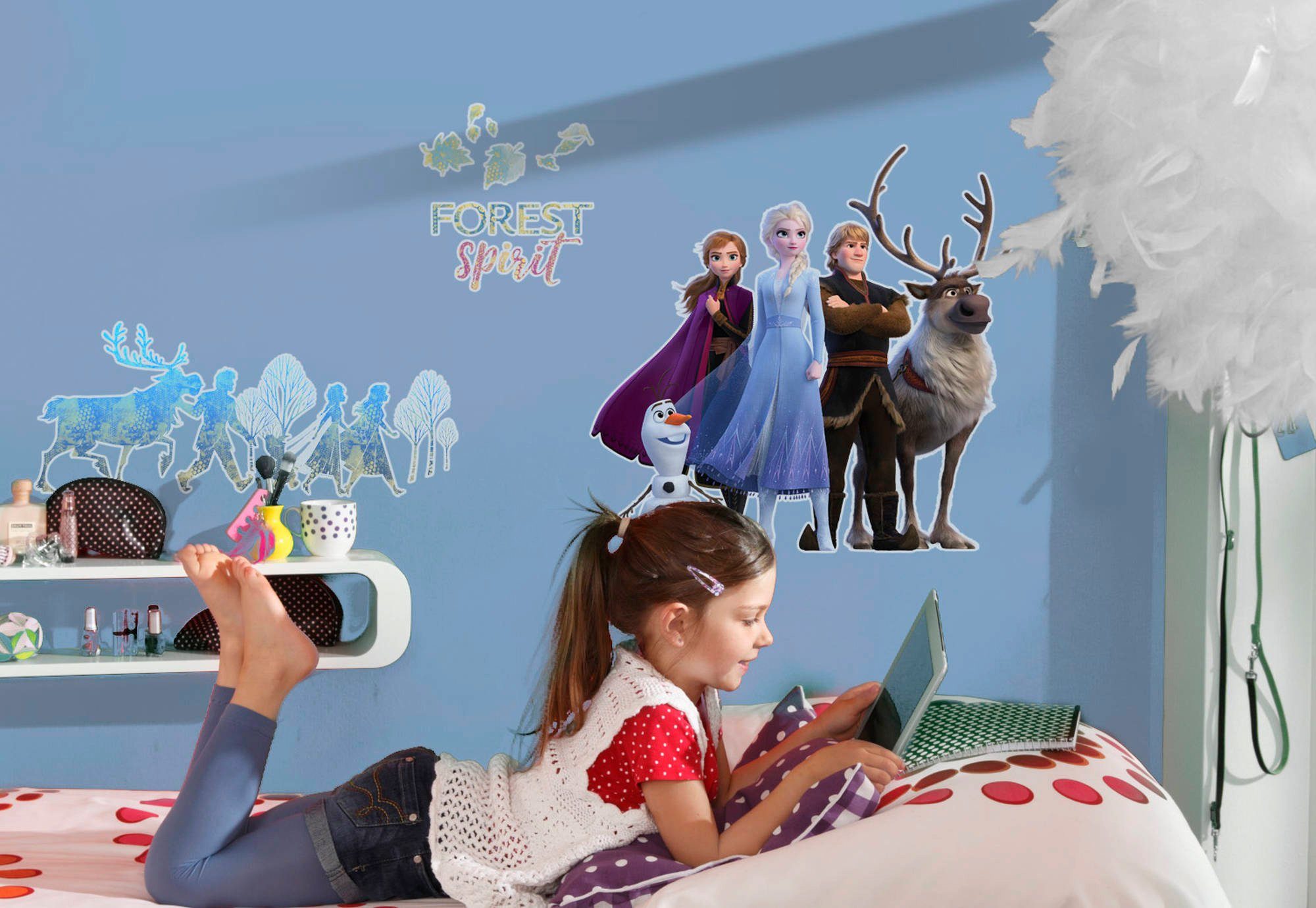 Komar Wandtattoo Frozen 2 - Forest Spirit - Größe 50 x 70 cm (4 St), selbstklebend, Wandsticker, Kinderzimmer