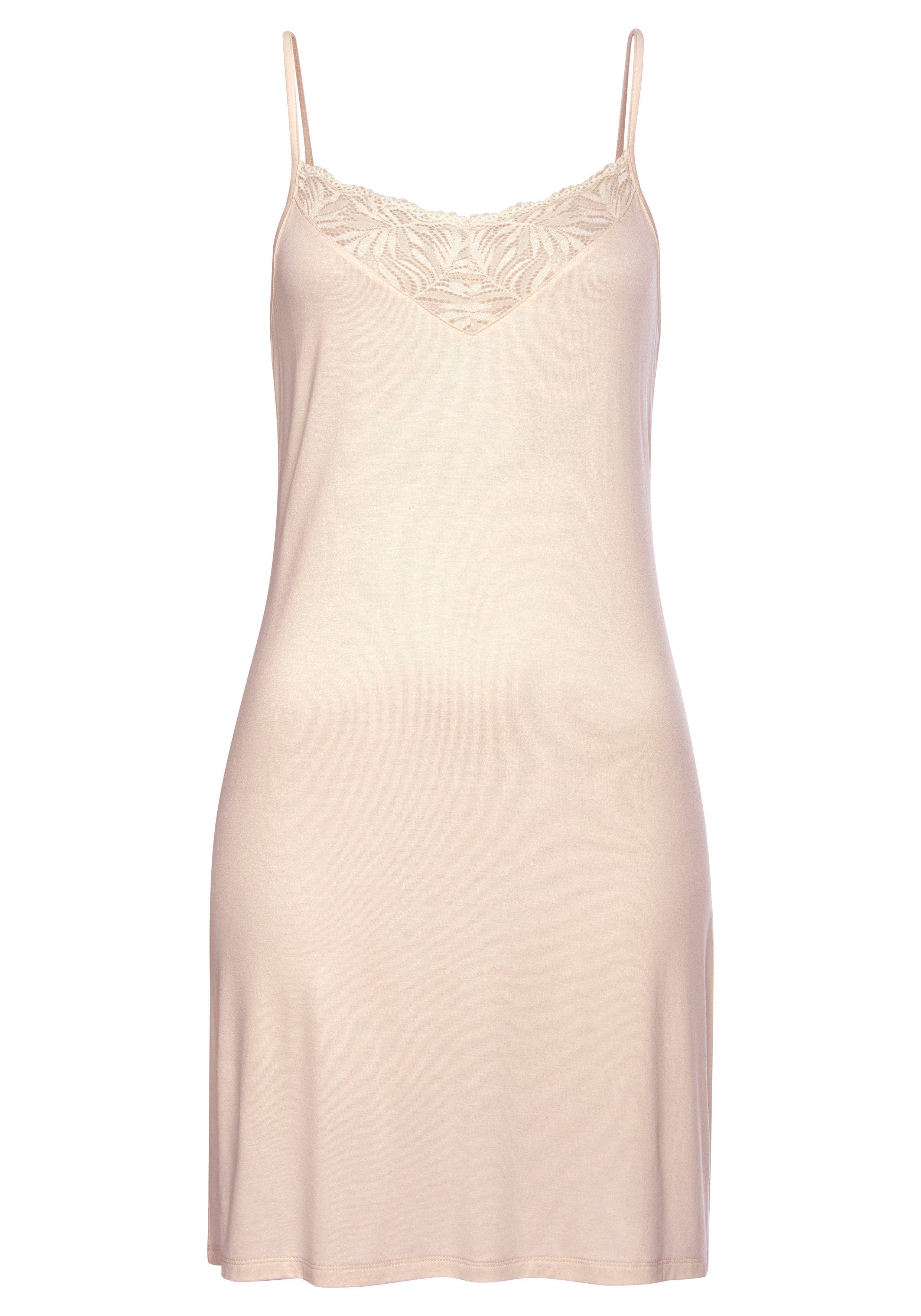 LASCANA Negligé mit edlen Spitzendetails. Reduzierter Preis € 24,99. Unverbindliche Preisempfehlung € 29,99